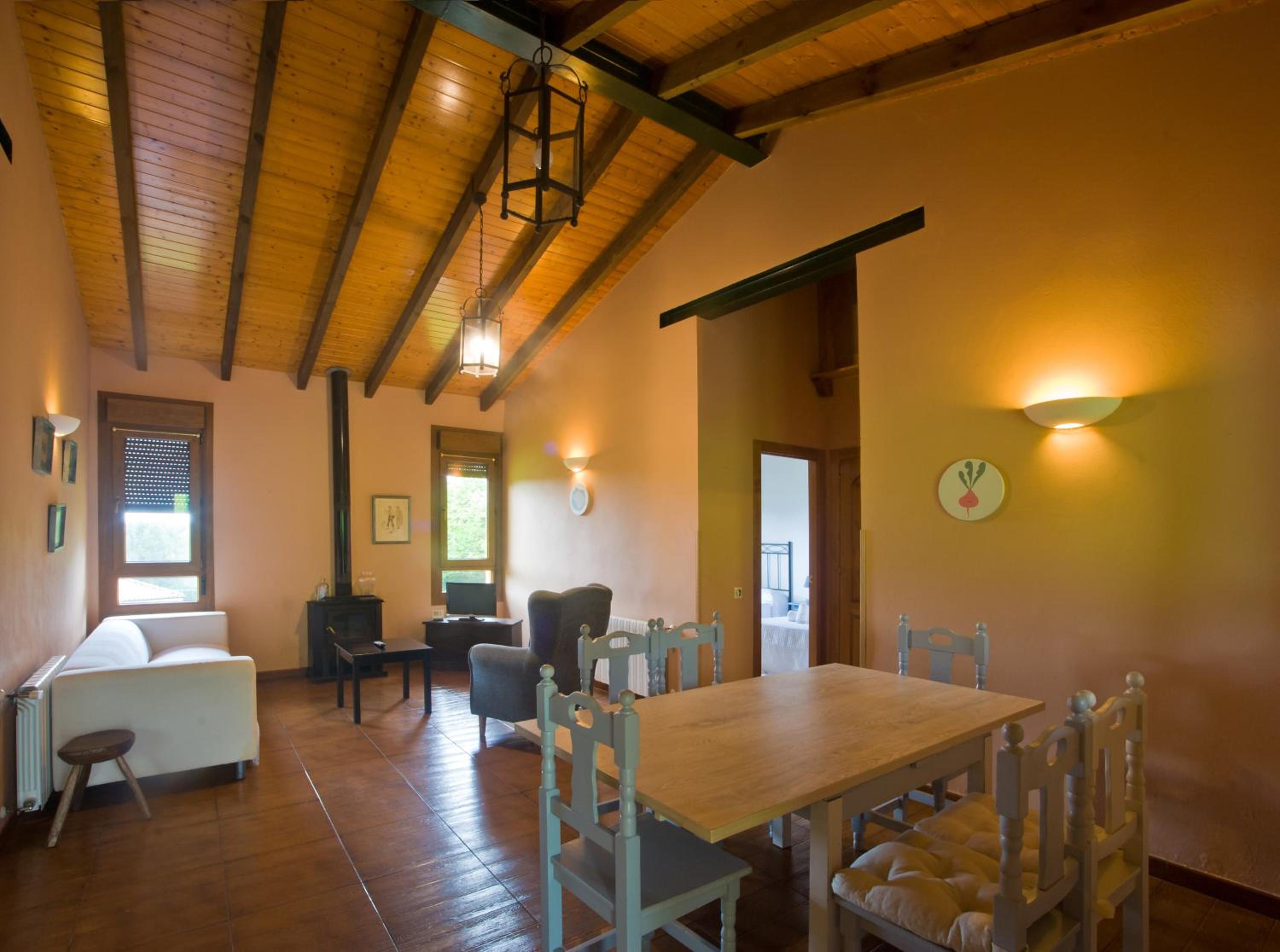 Casa adosada de tres habitaciones