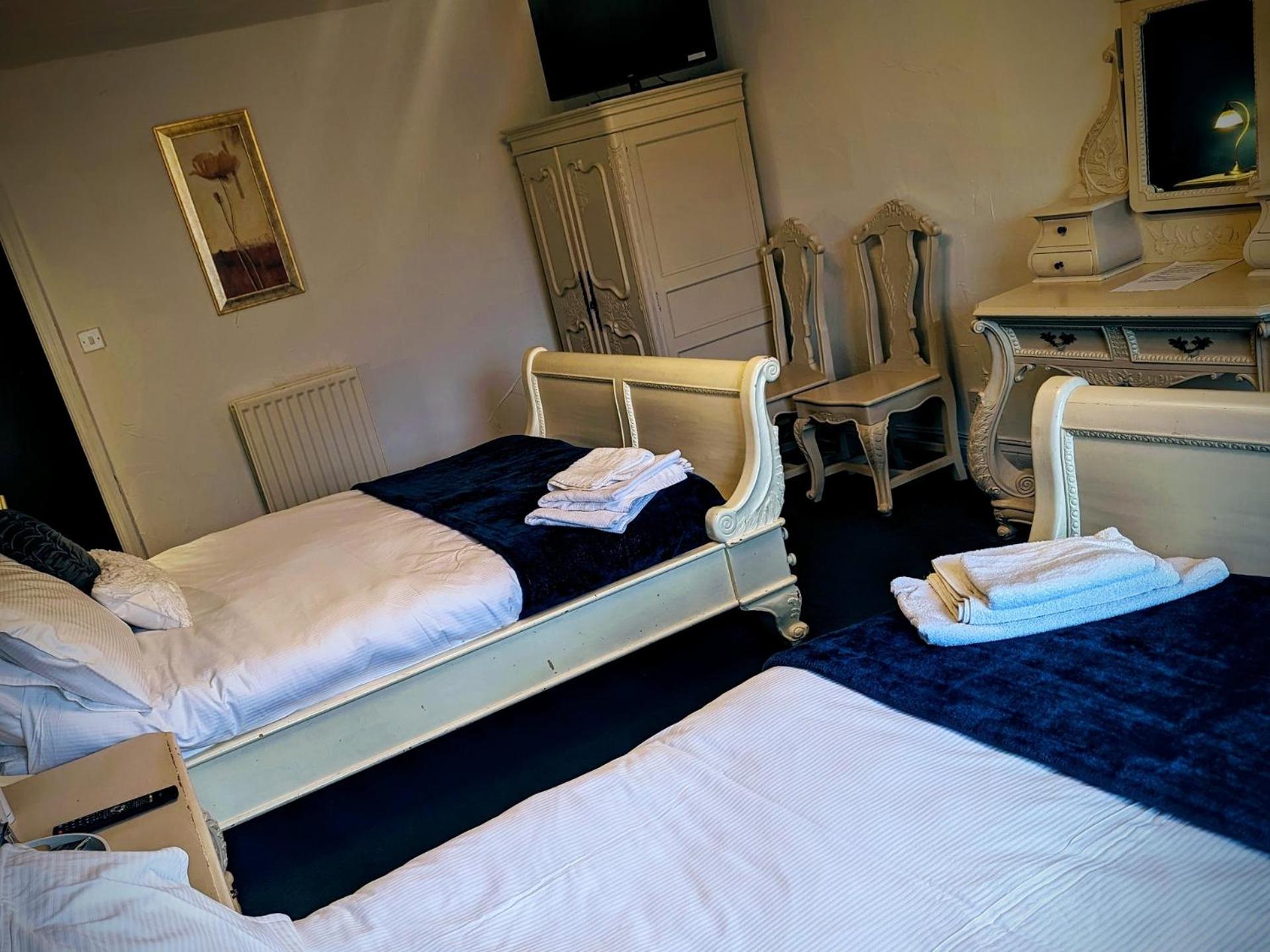 Double Room with Two Double Beds photo 1