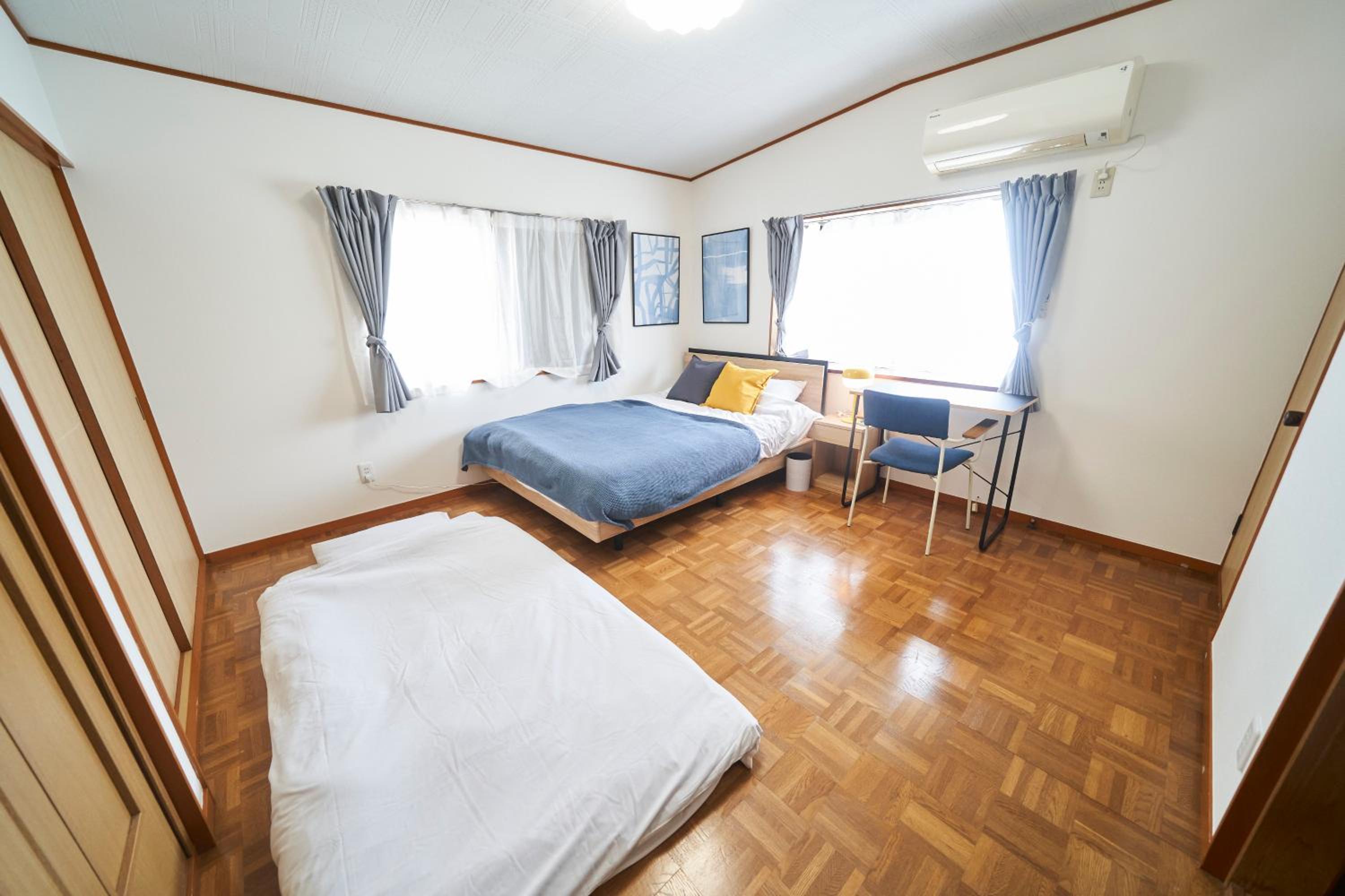 Three-Bedroom Apartment photo 1