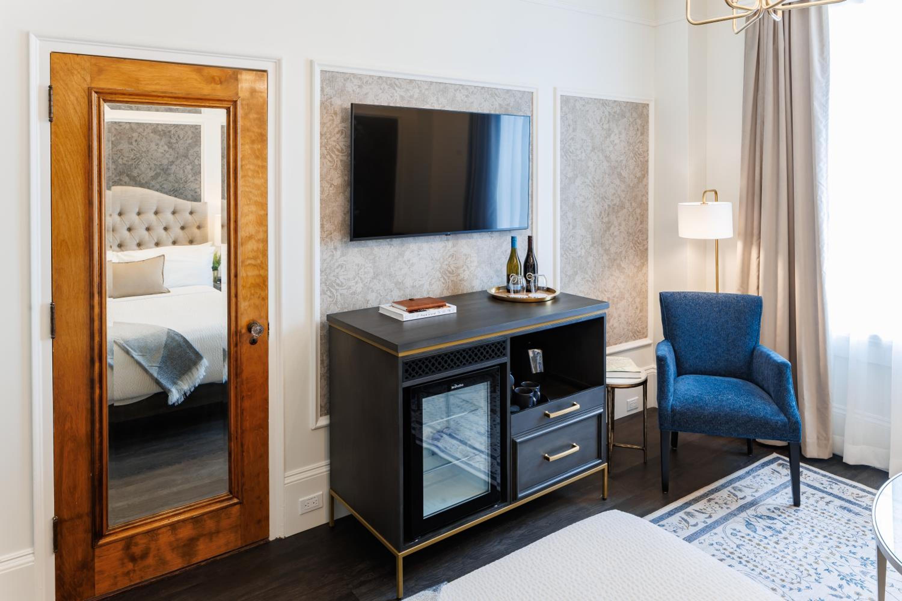 Executive Queen Room - Photo 3