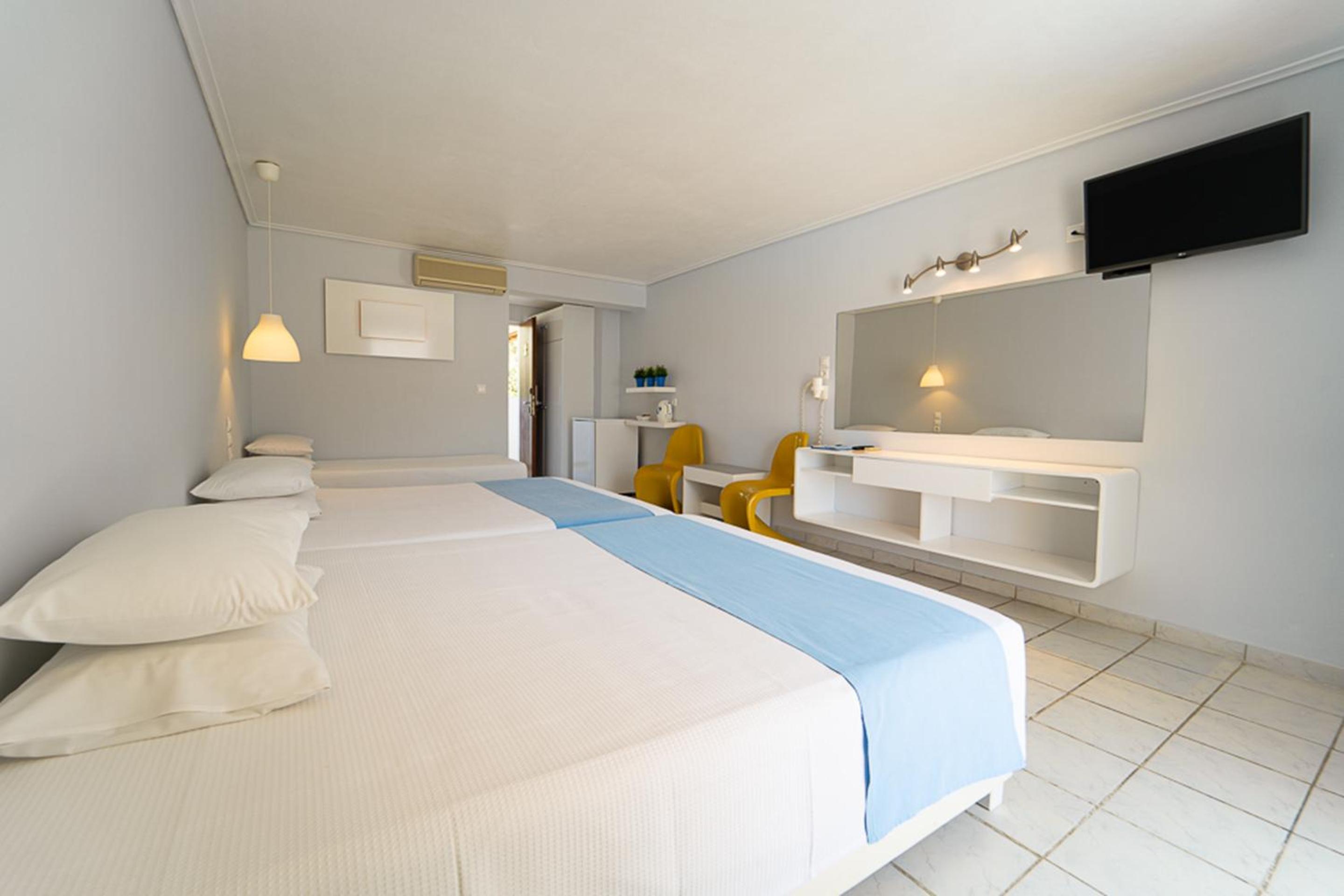 1 Bedroom Family Suite photo 2