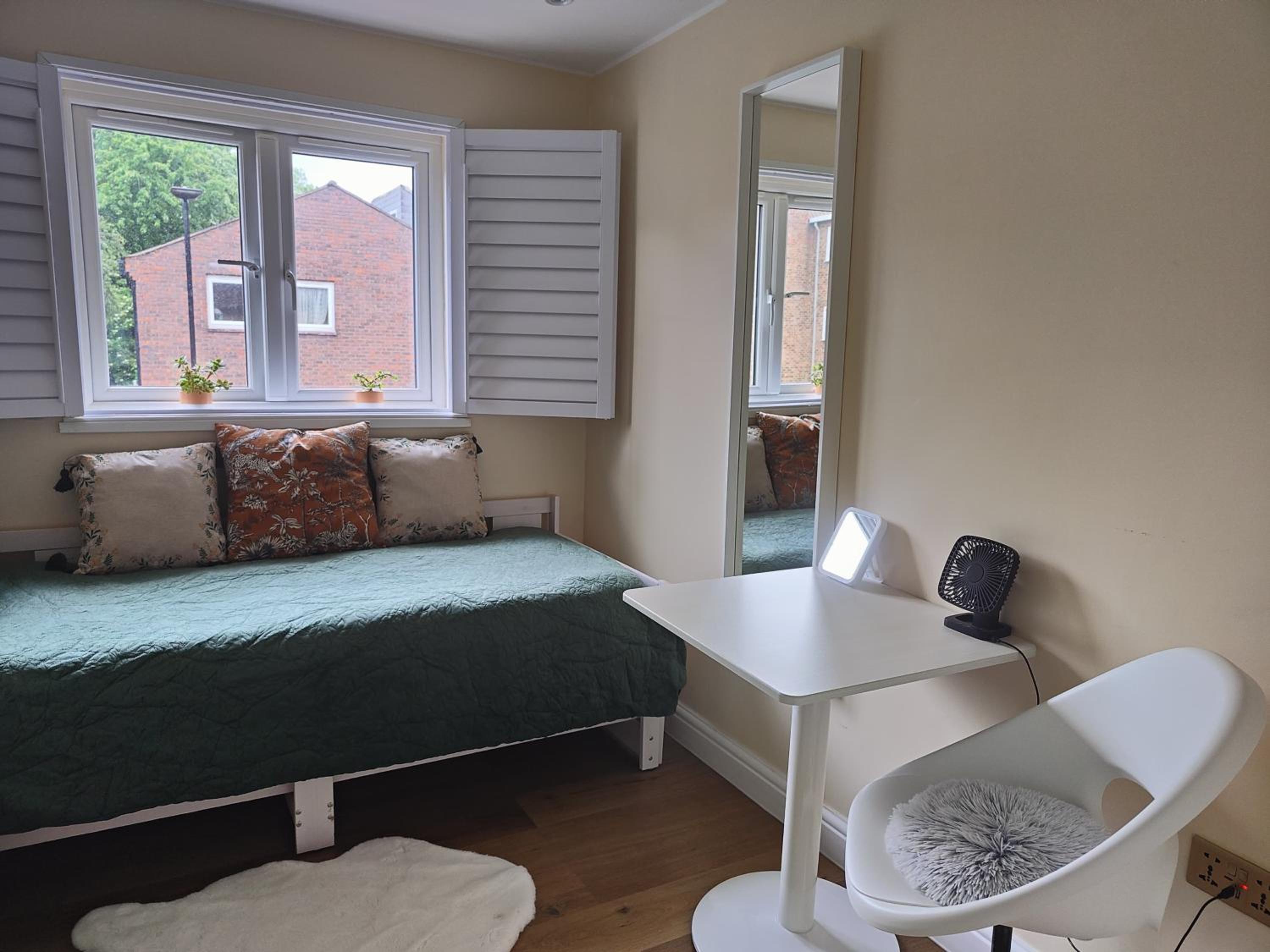 Single Room with Bathroom