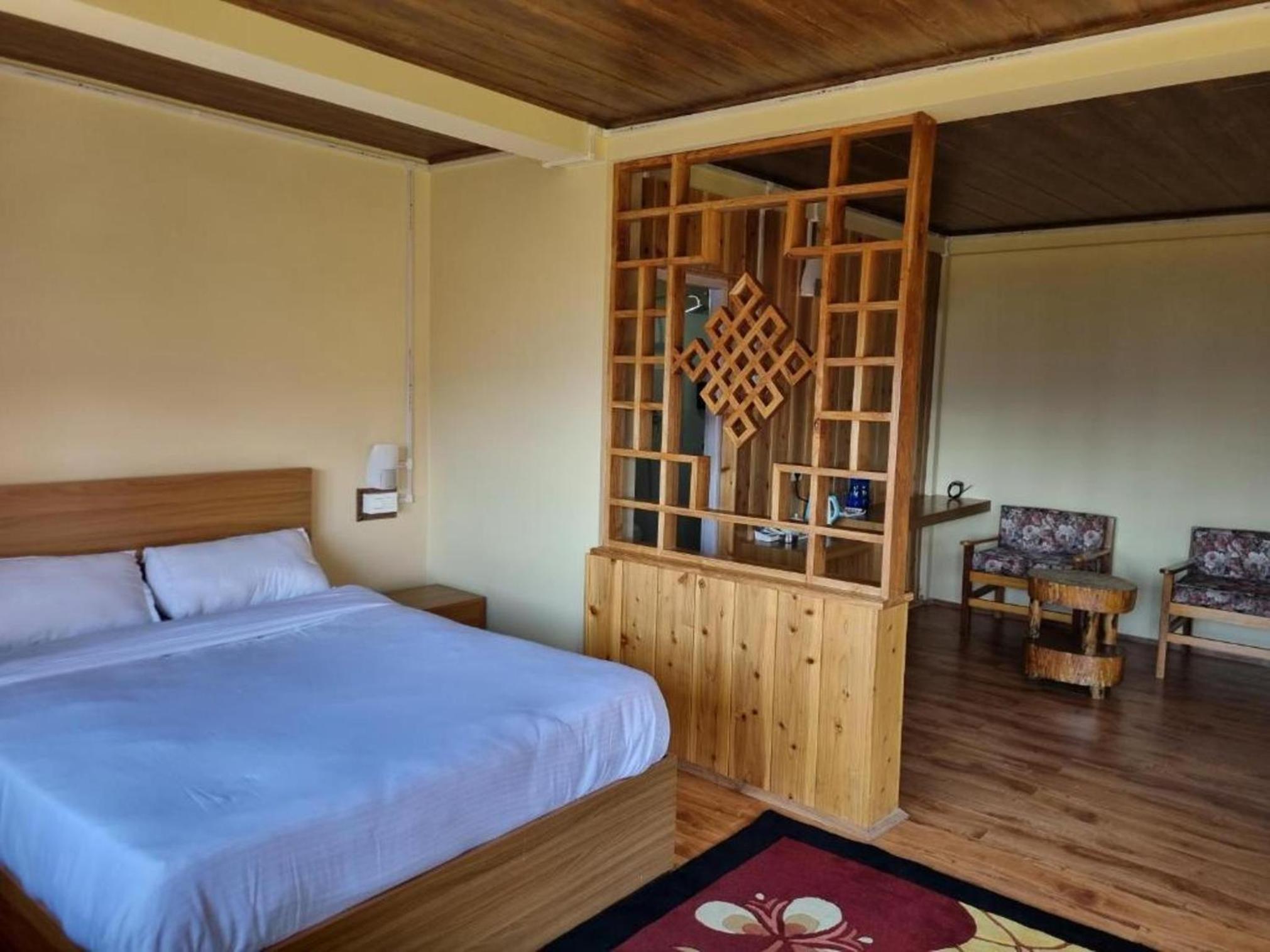 Deluxe Double Room photo 3