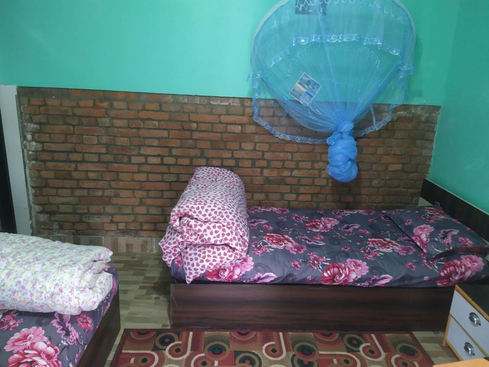 Double Room with Private Bathroom photo 3