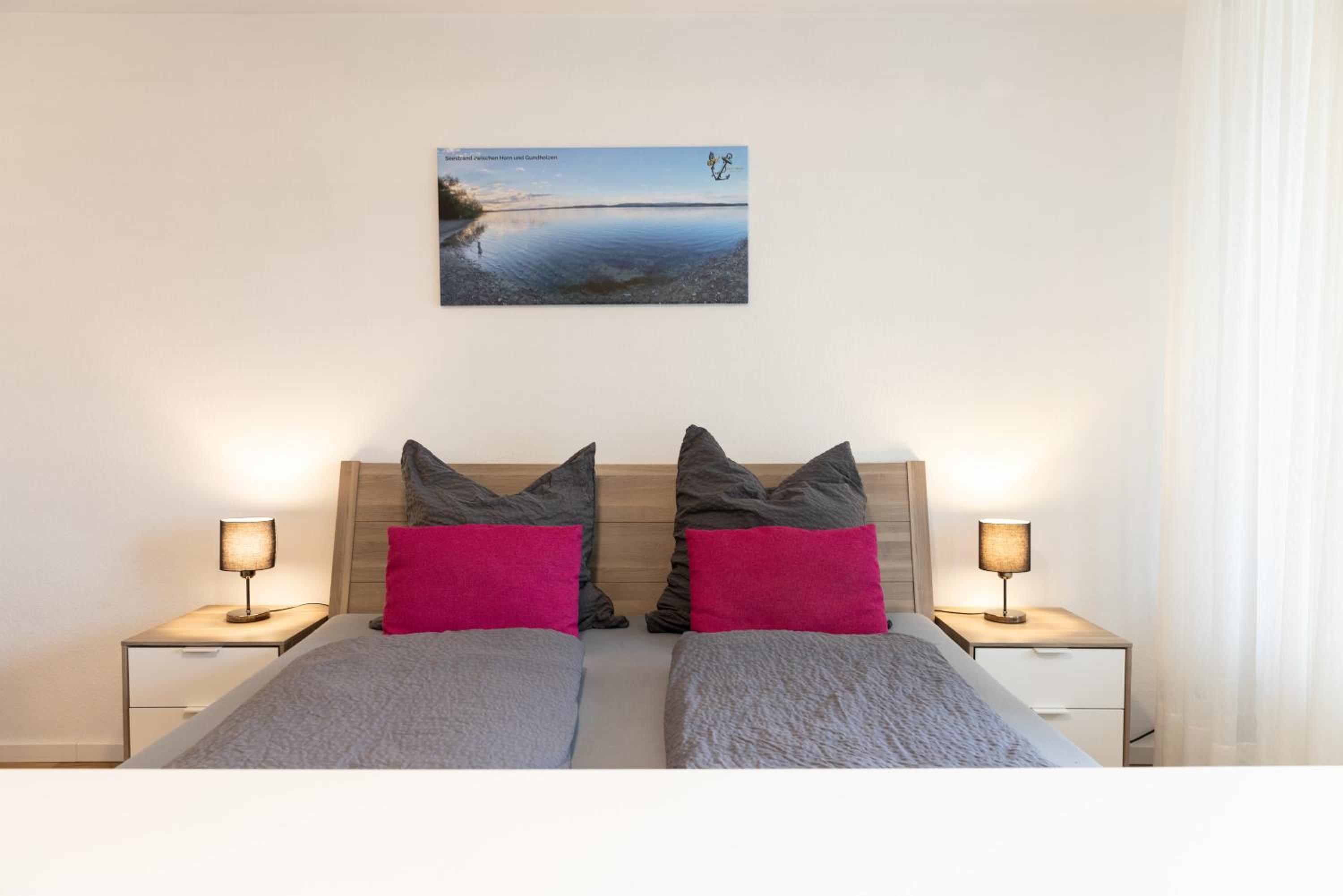 Two-Bedroom Deluxe Apartment with Garden View