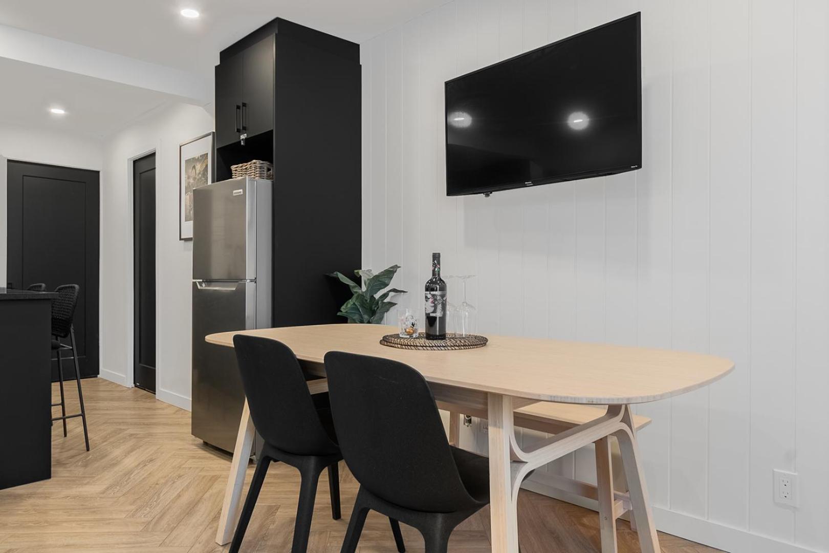 Apartment - Photo 8