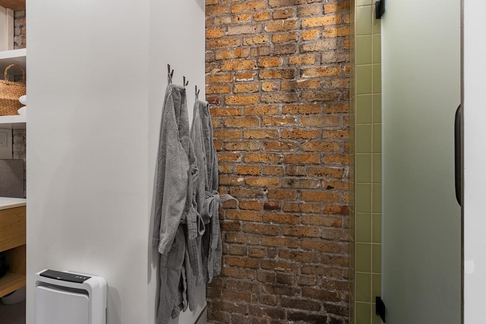 Apartment - Photo 3