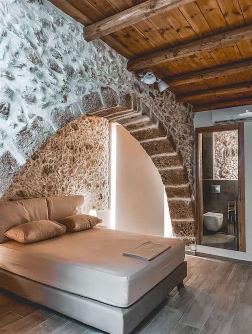 Three-Bedroom Villa photo 1