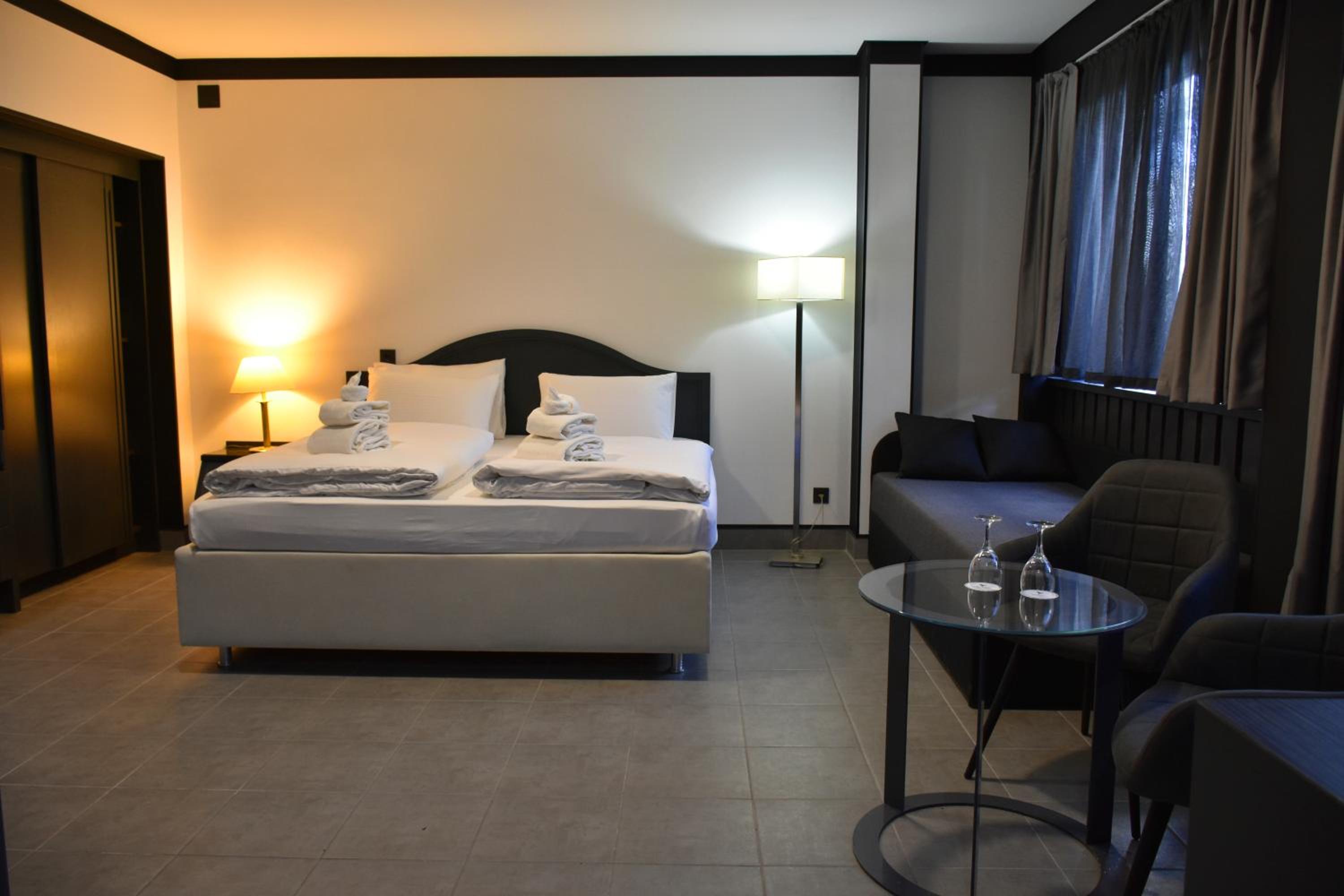 Budget Double Room photo 1