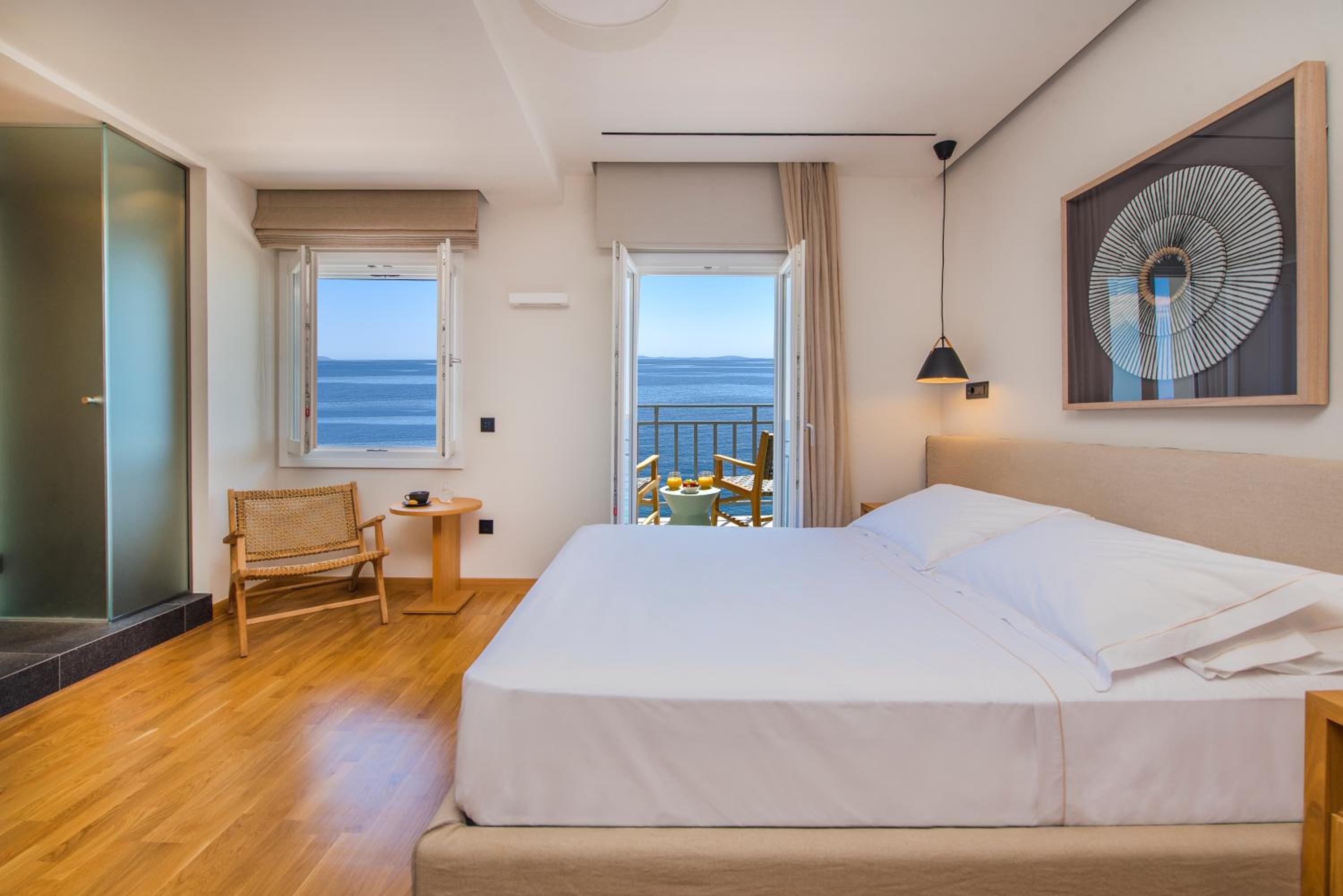 Queen Suite with Sea View photo 1