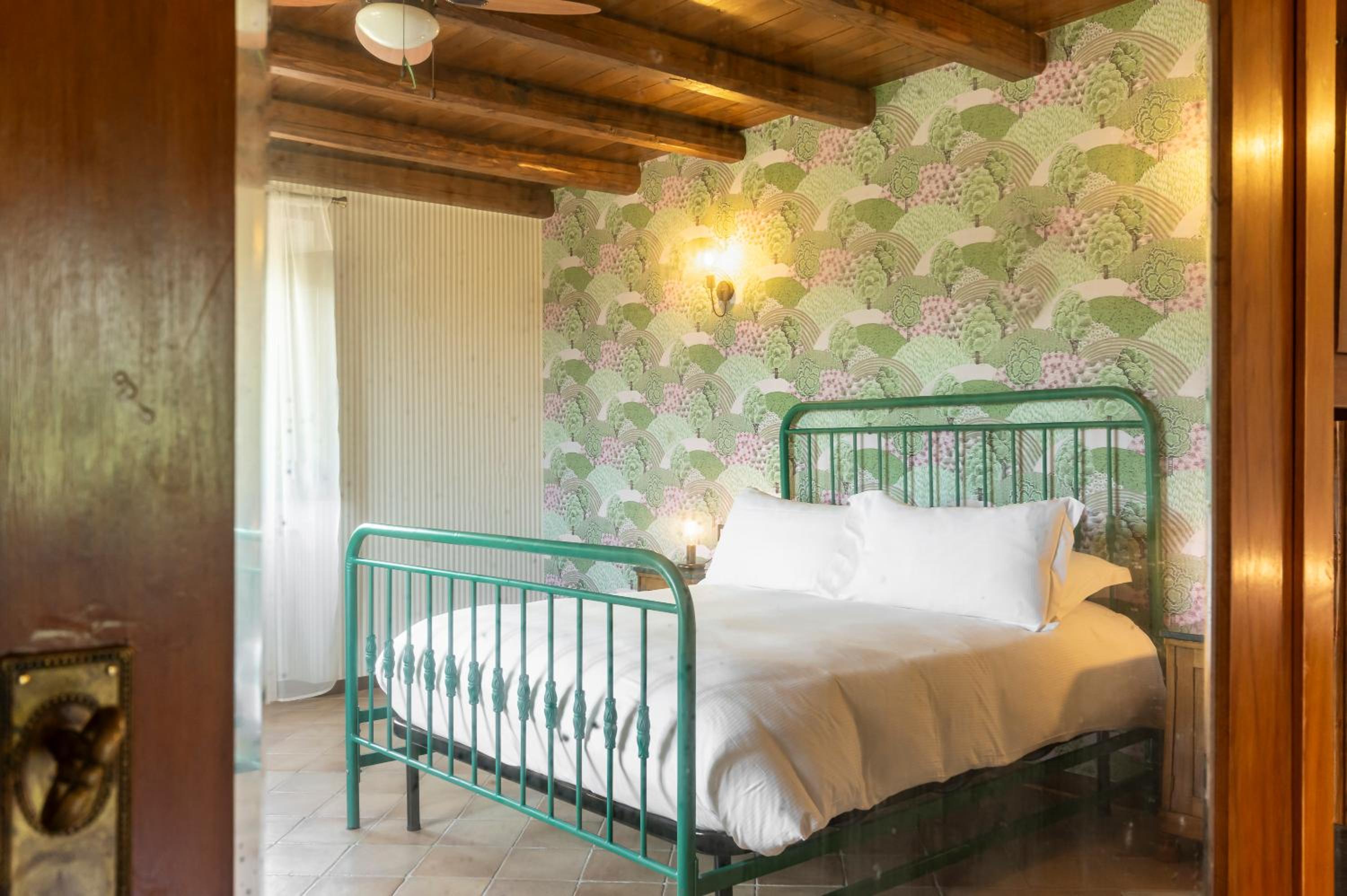 Deluxe Triple Room - Photo 8