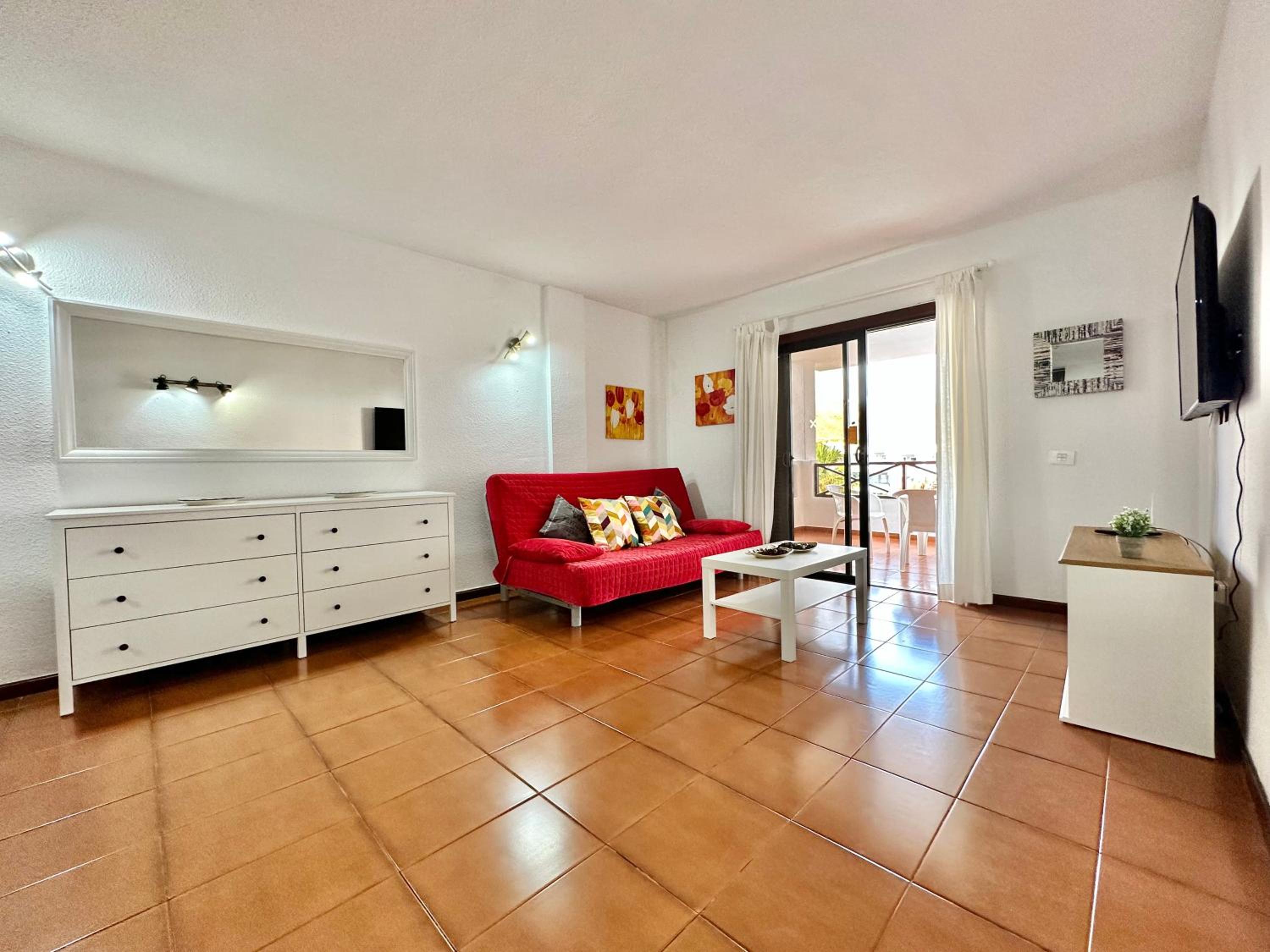 Apartamento de una habitación con vista a la piscina