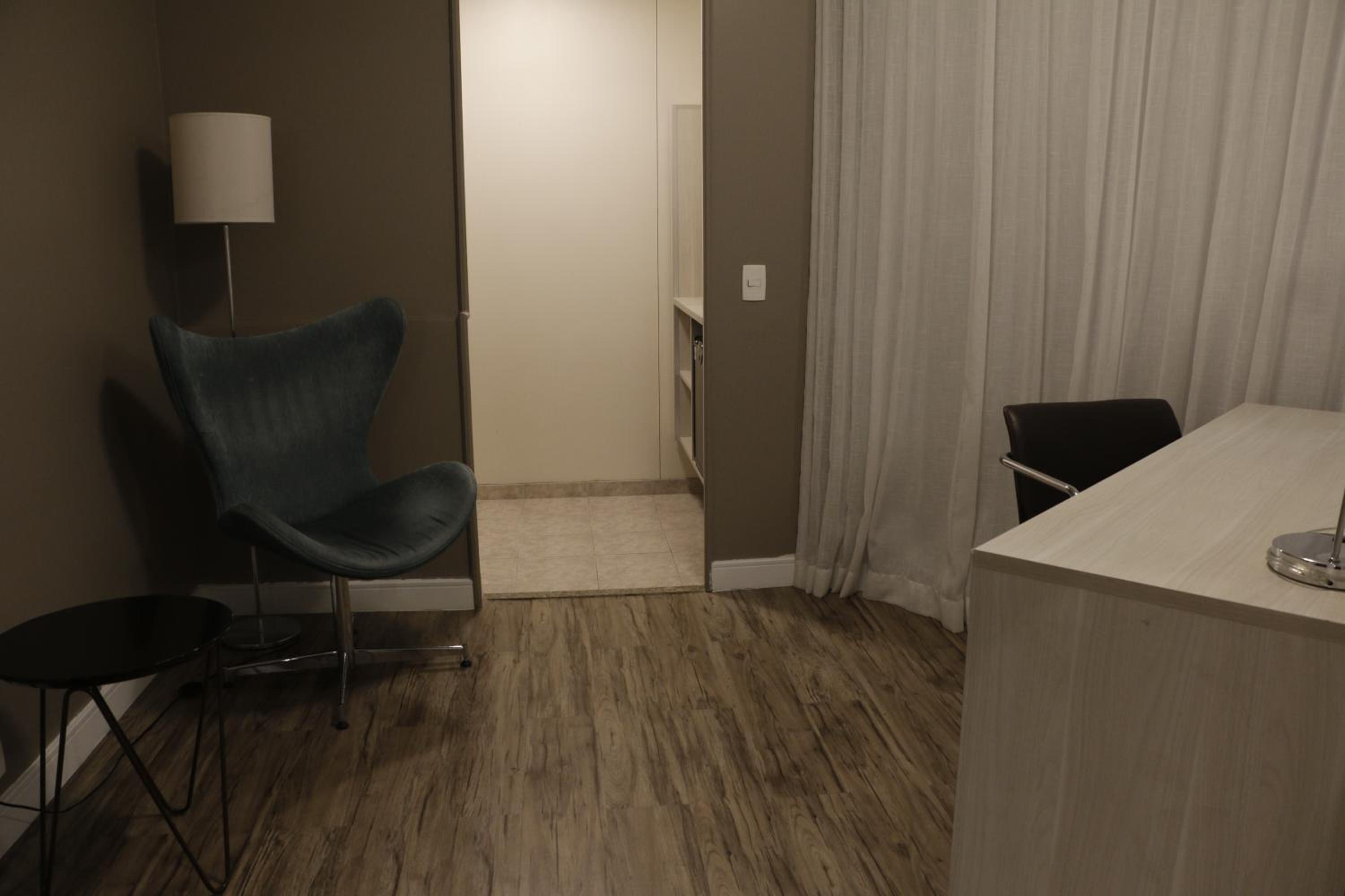 Deluxe Twin Room - Photo 3