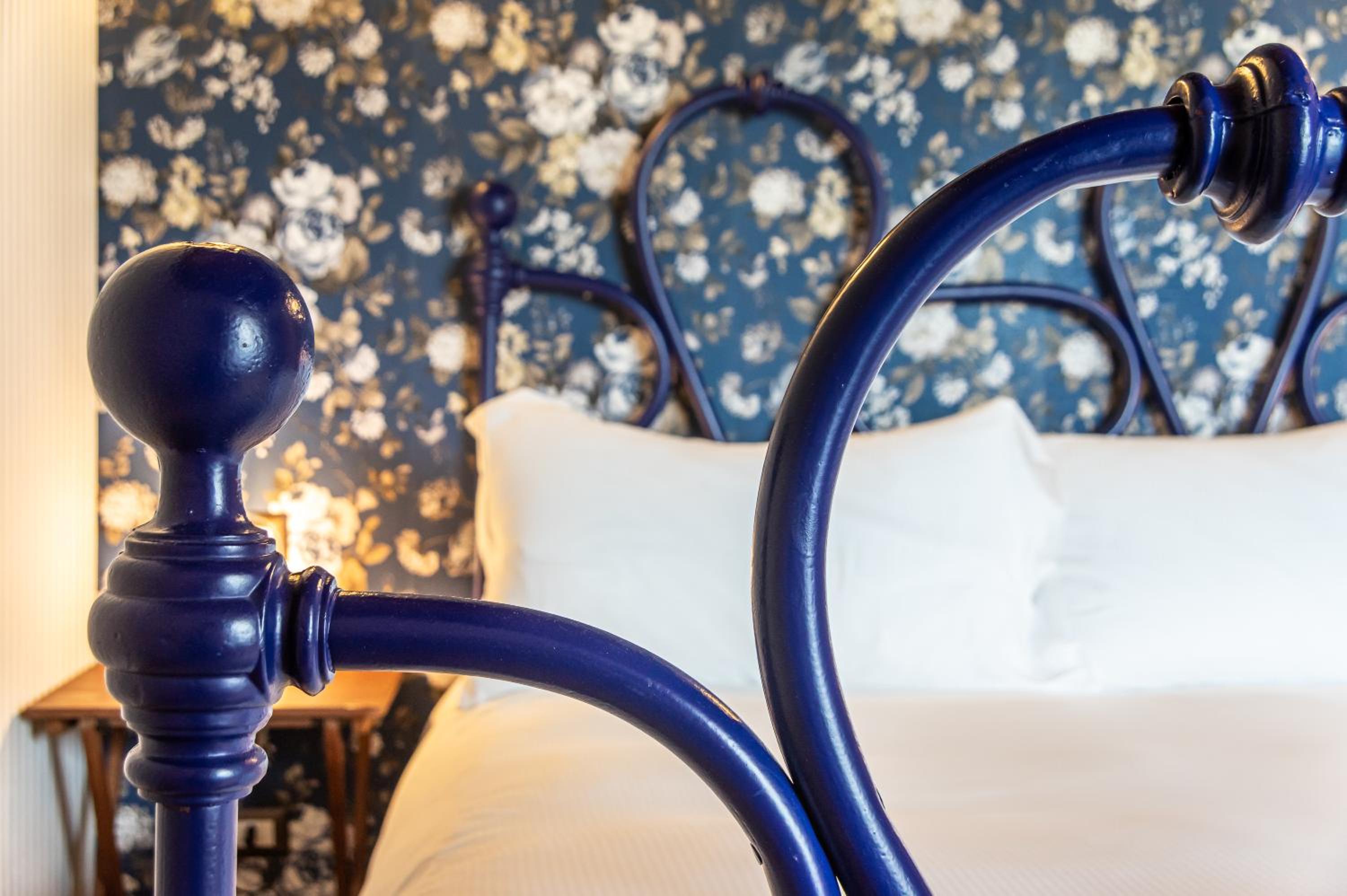 Deluxe Double Room - Photo 12