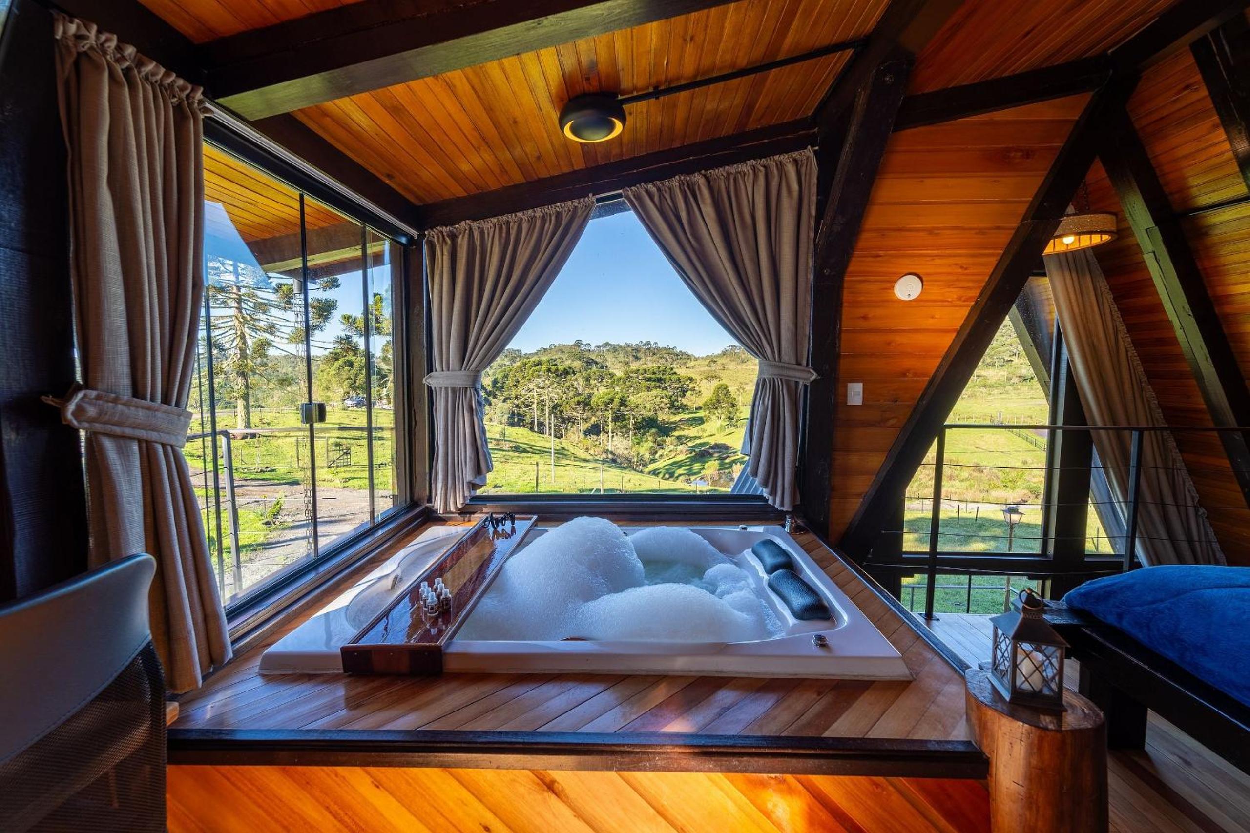 Superior Chalet - Photo 1