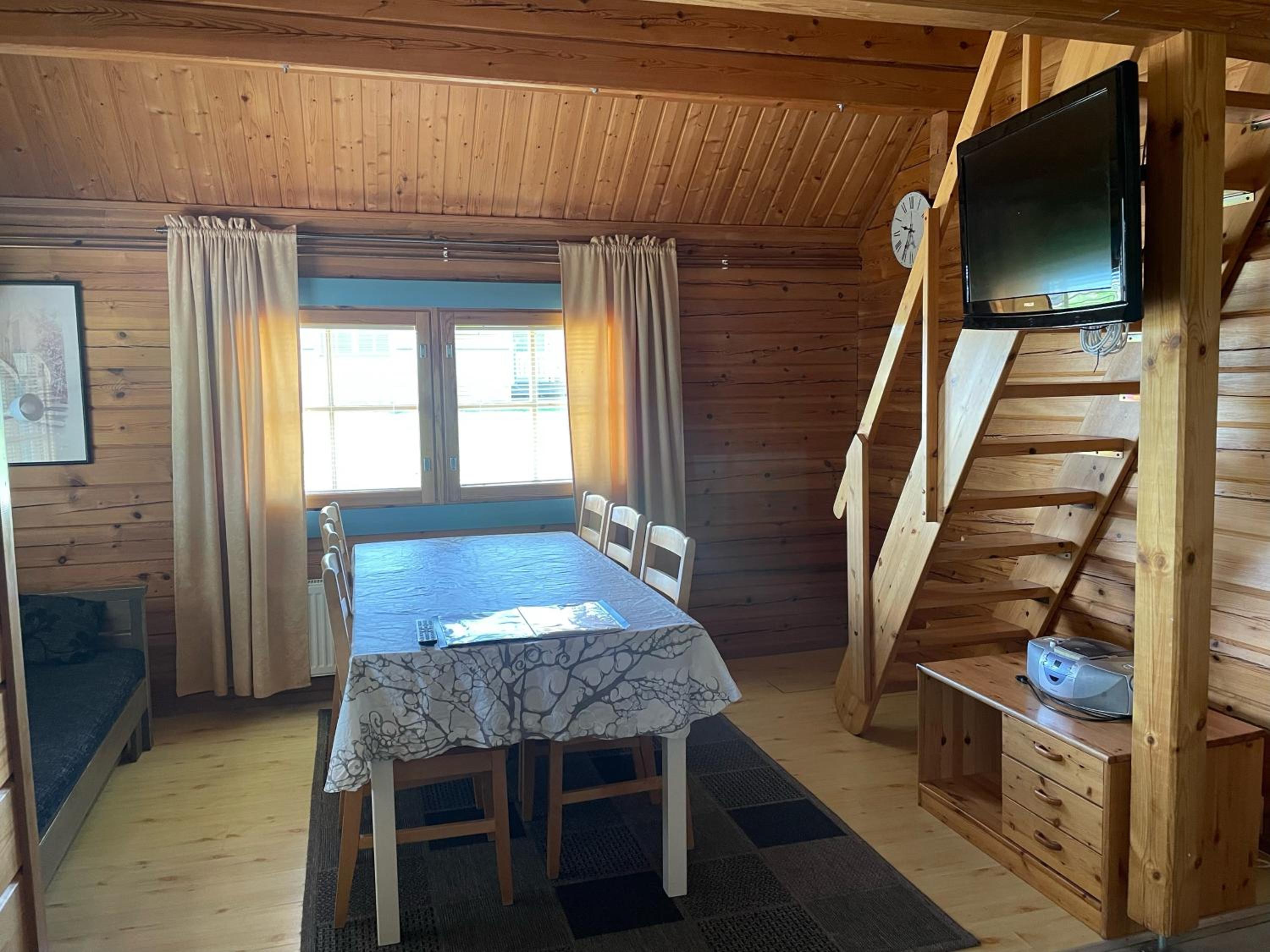 One-Bedroom House - Photo 12