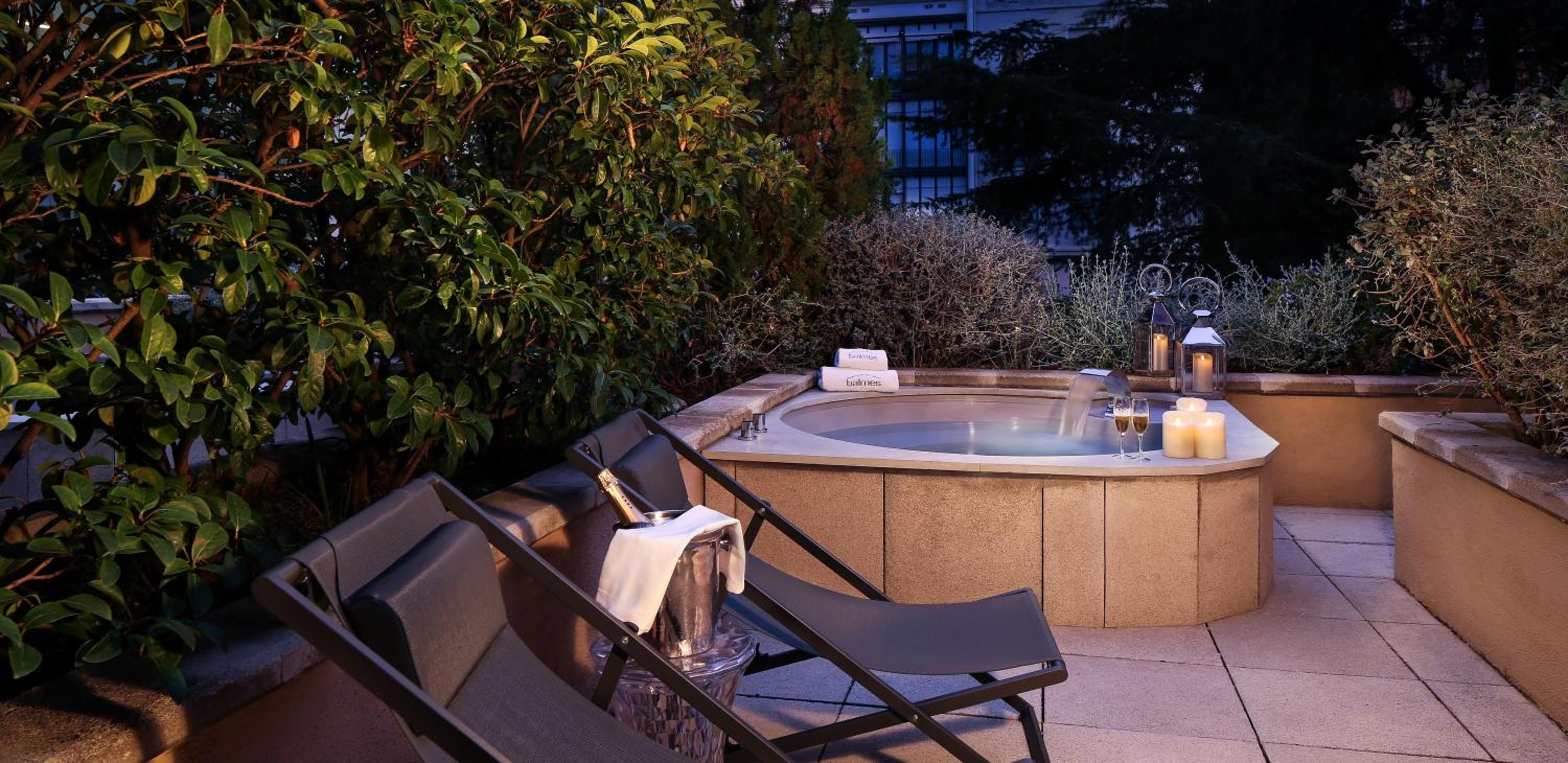 Deluxe Double or Twin Room with private terrace thumbnail 6