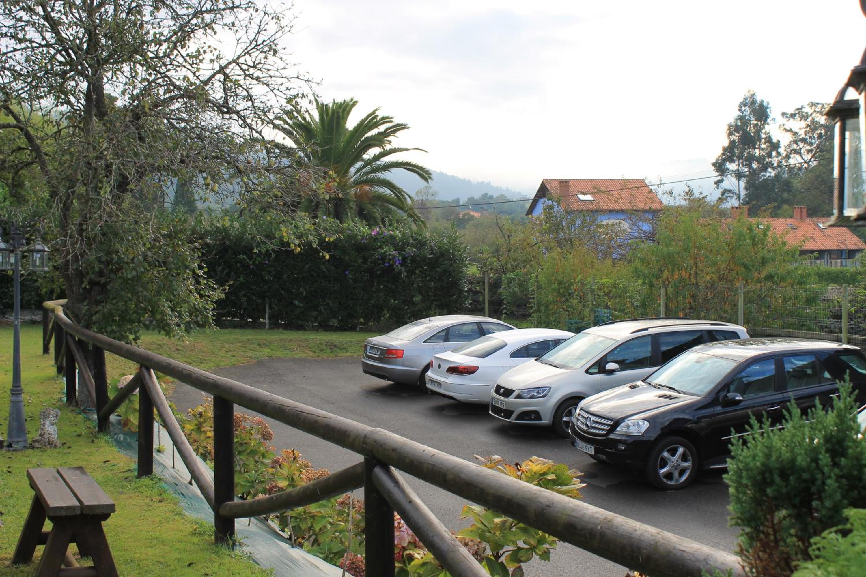 Apartment with Garden View photo 2