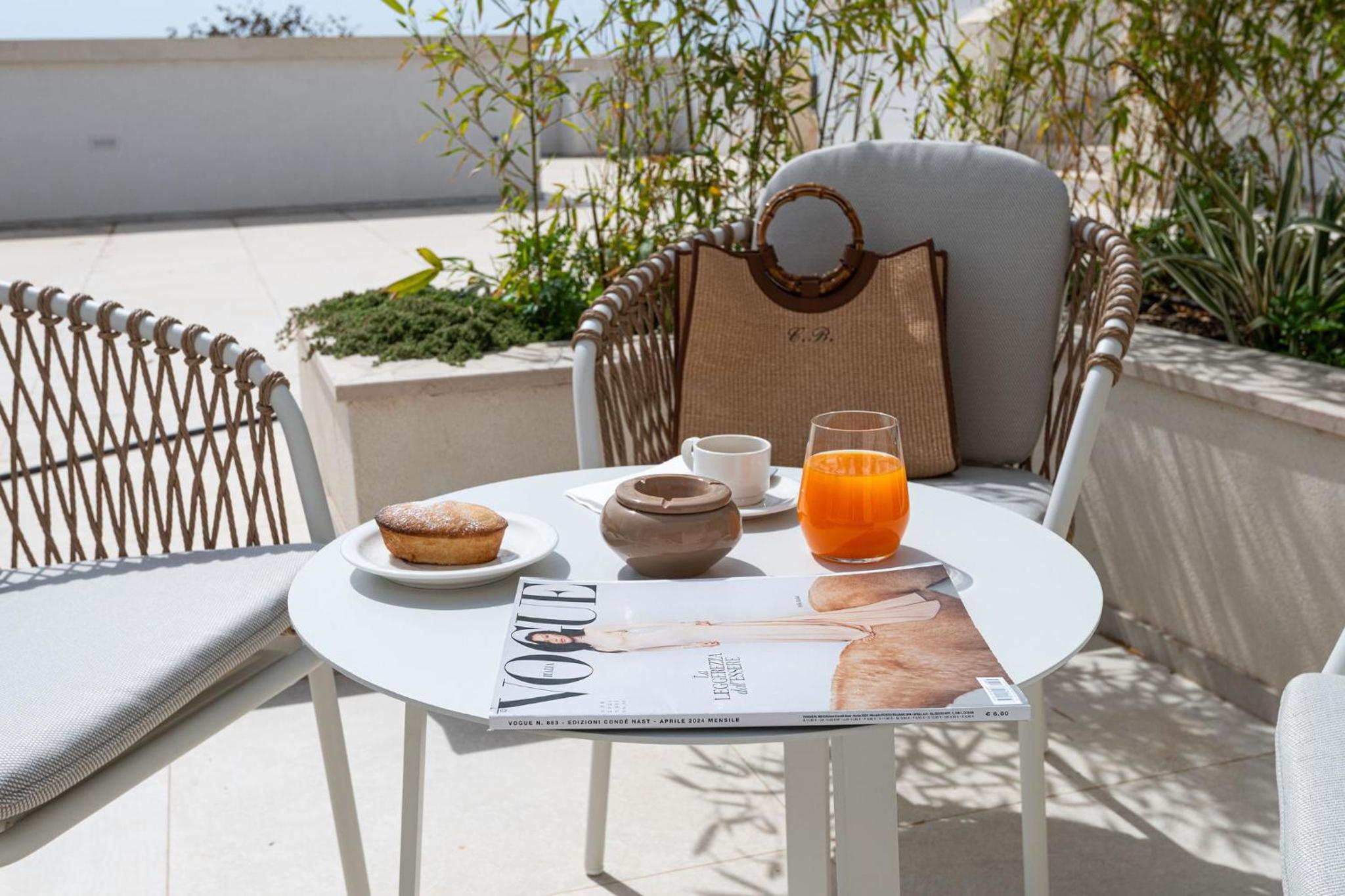 Suite with Terrace or Patio - Photo 7