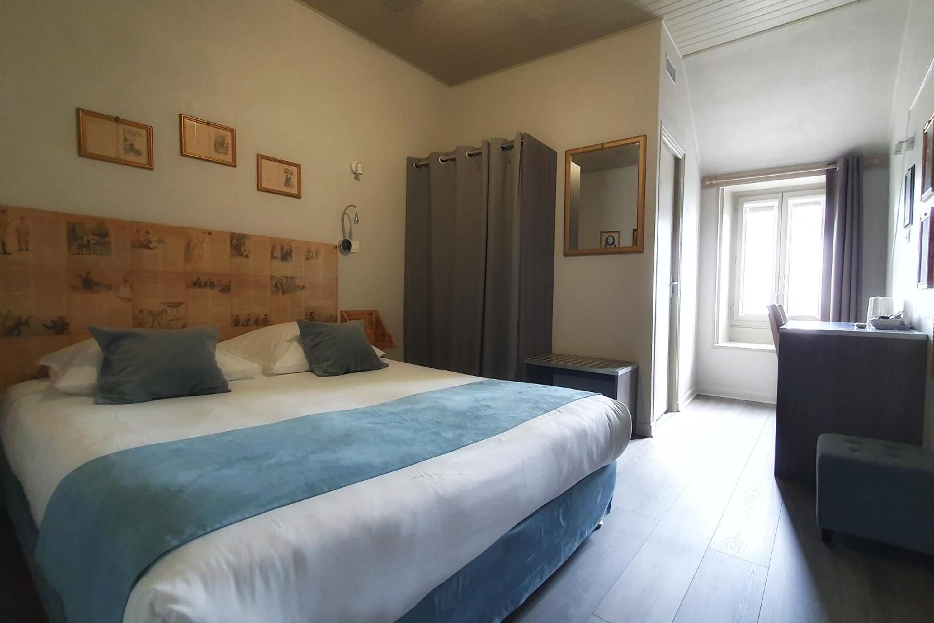 Double Room - Comtesse de Ségur photo 1