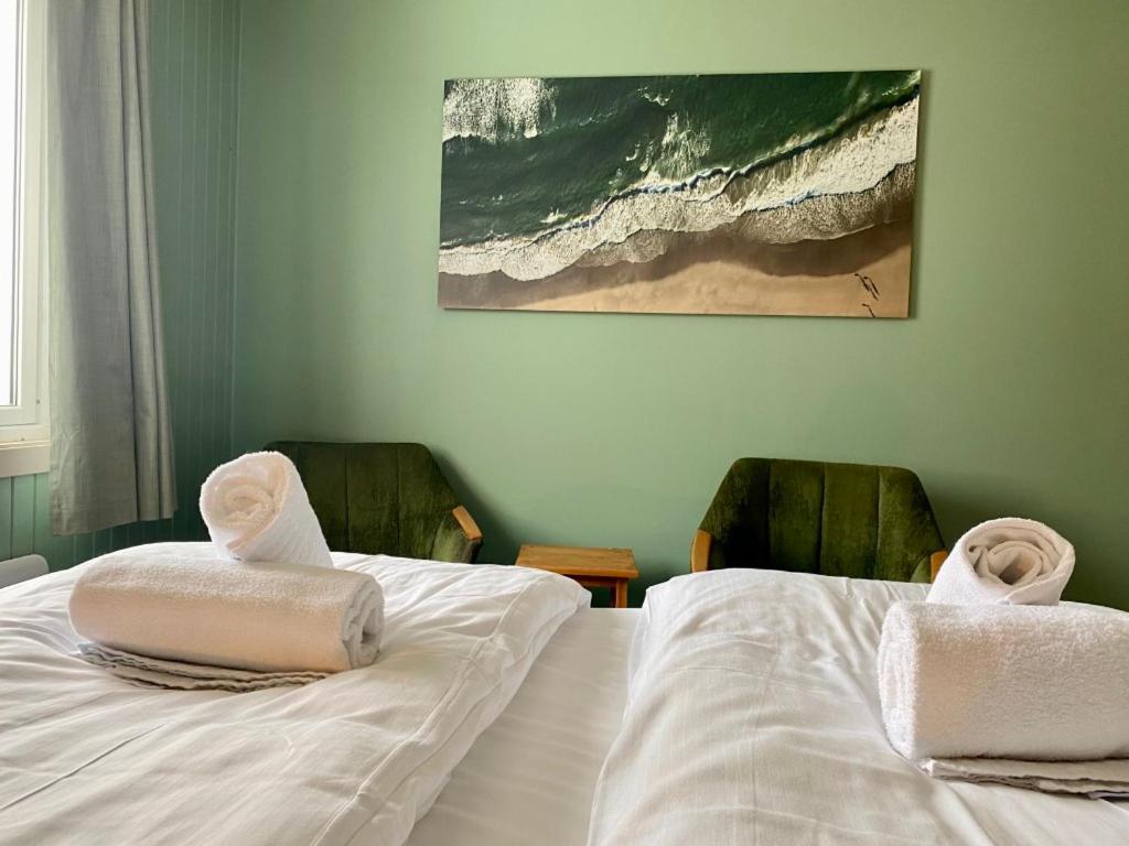 Double or Twin Room - Photo 6