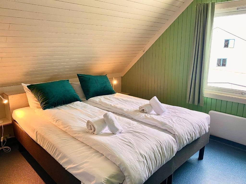 Double or Twin Room - Photo 11