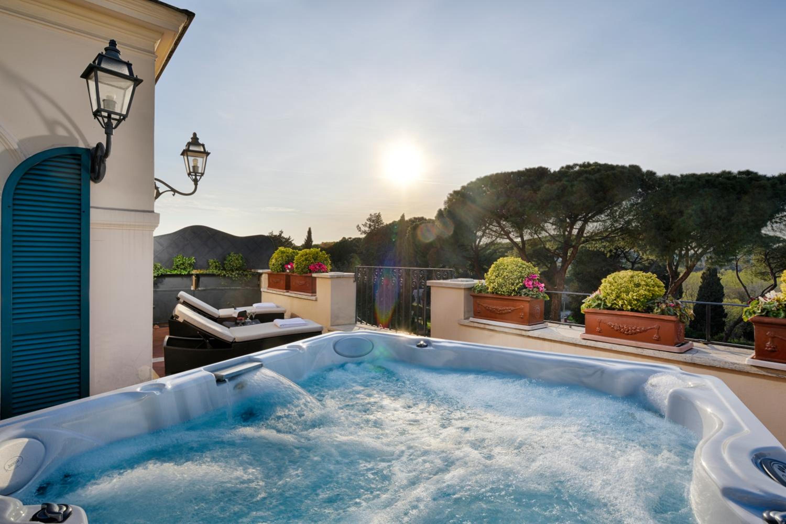 Terrace Jacuzzi Suite