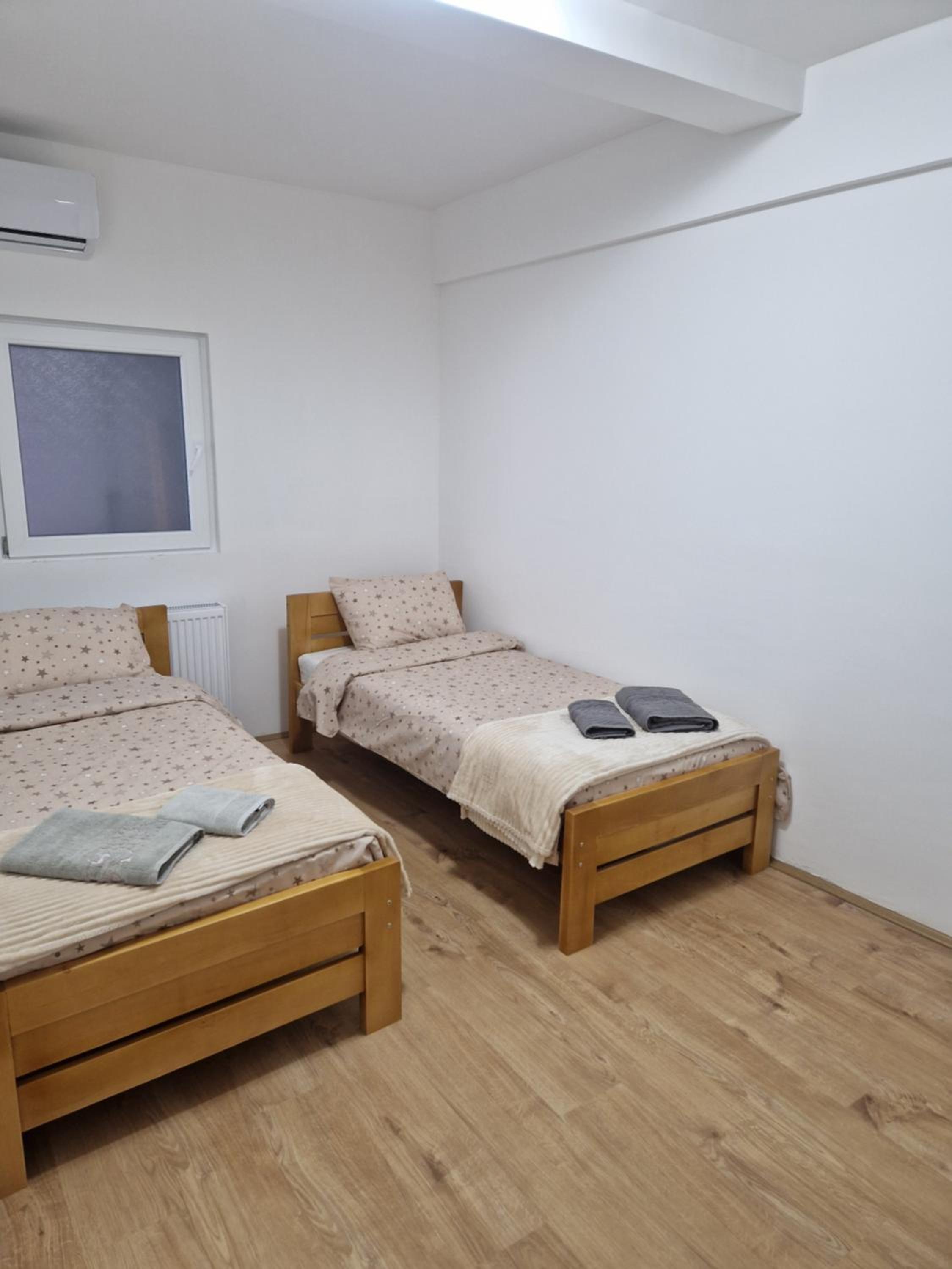 Apartment With Mountain View photo 2