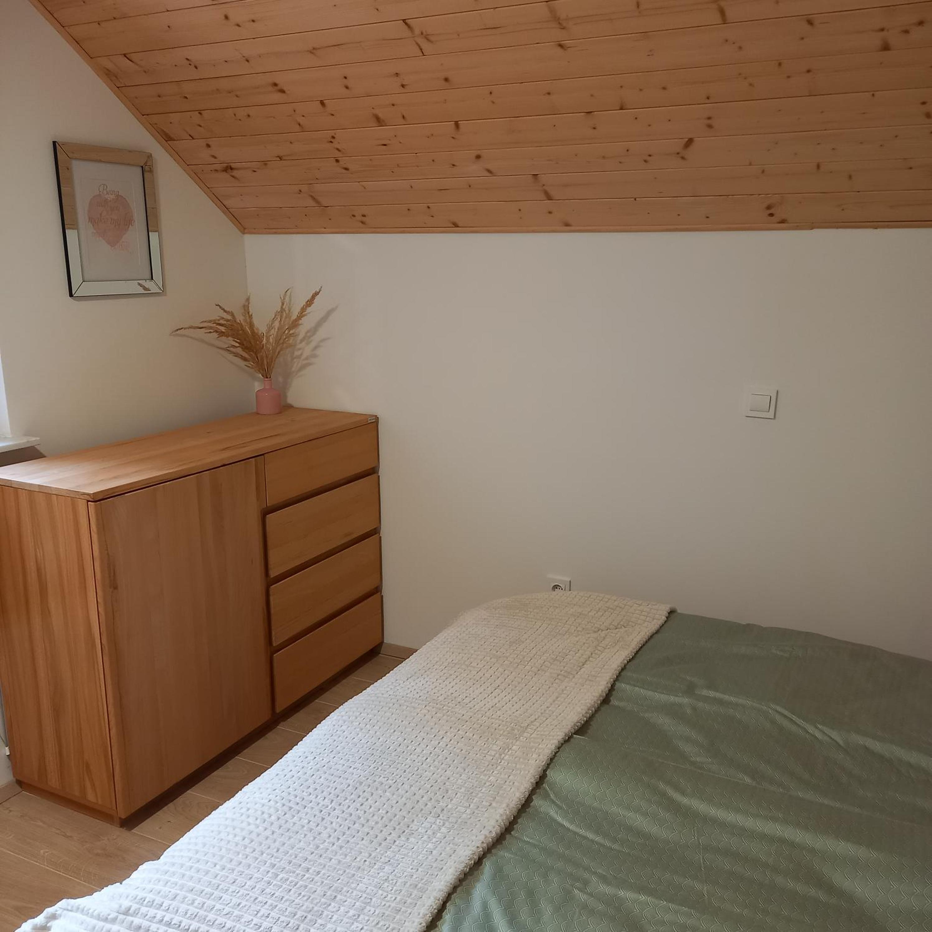 One-Bedroom Apartment with Terrace photo 2