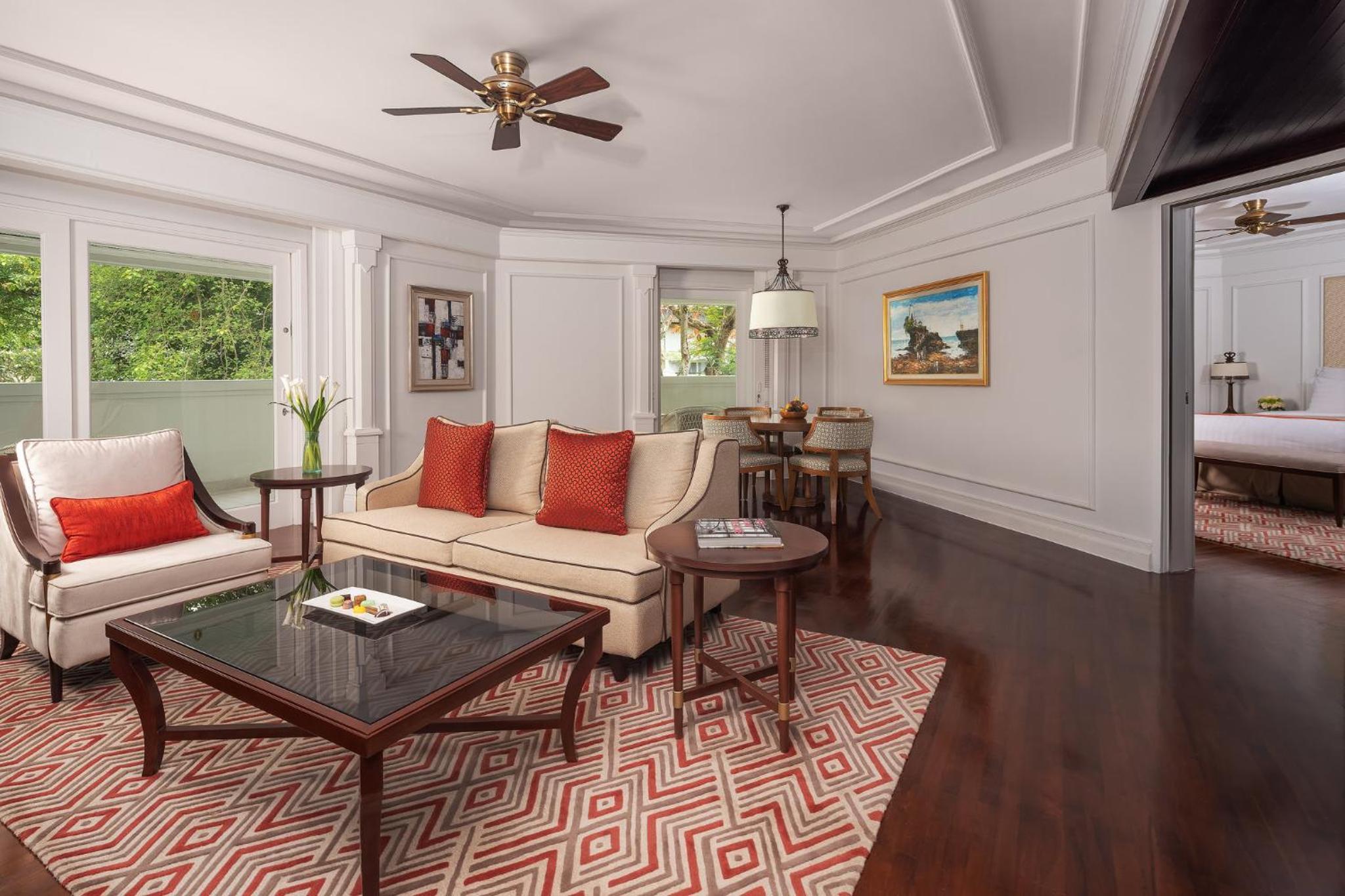 One-Bedroom Suite with Club Lounge Access - Photo 5