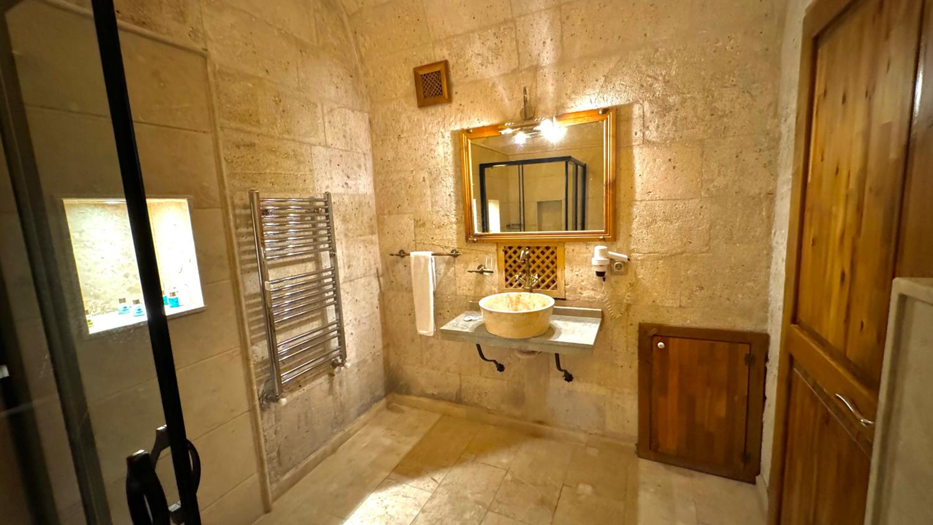 Standart Twin Stone Room - Photo 8