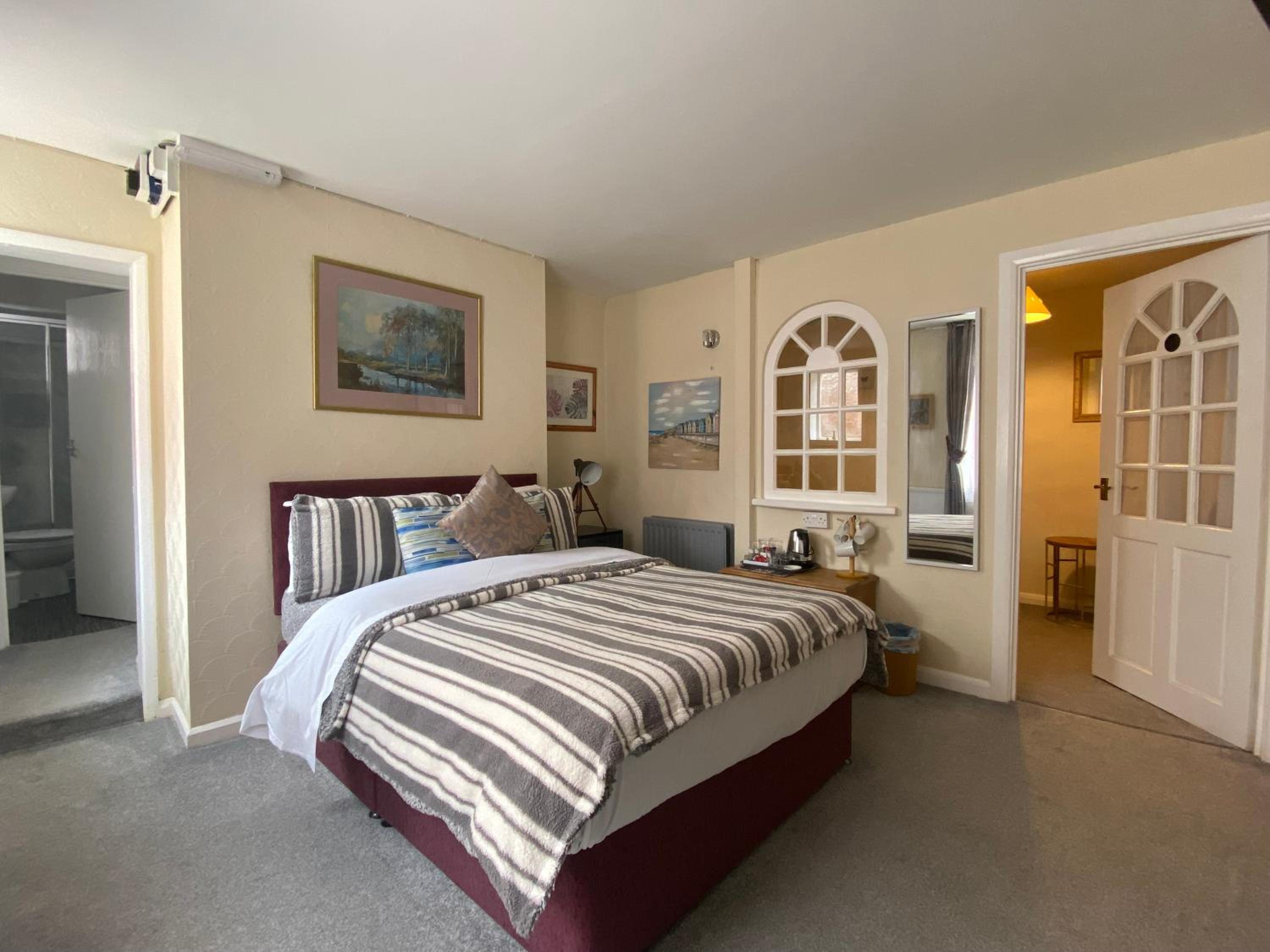 Deluxe Triple Room photo 3