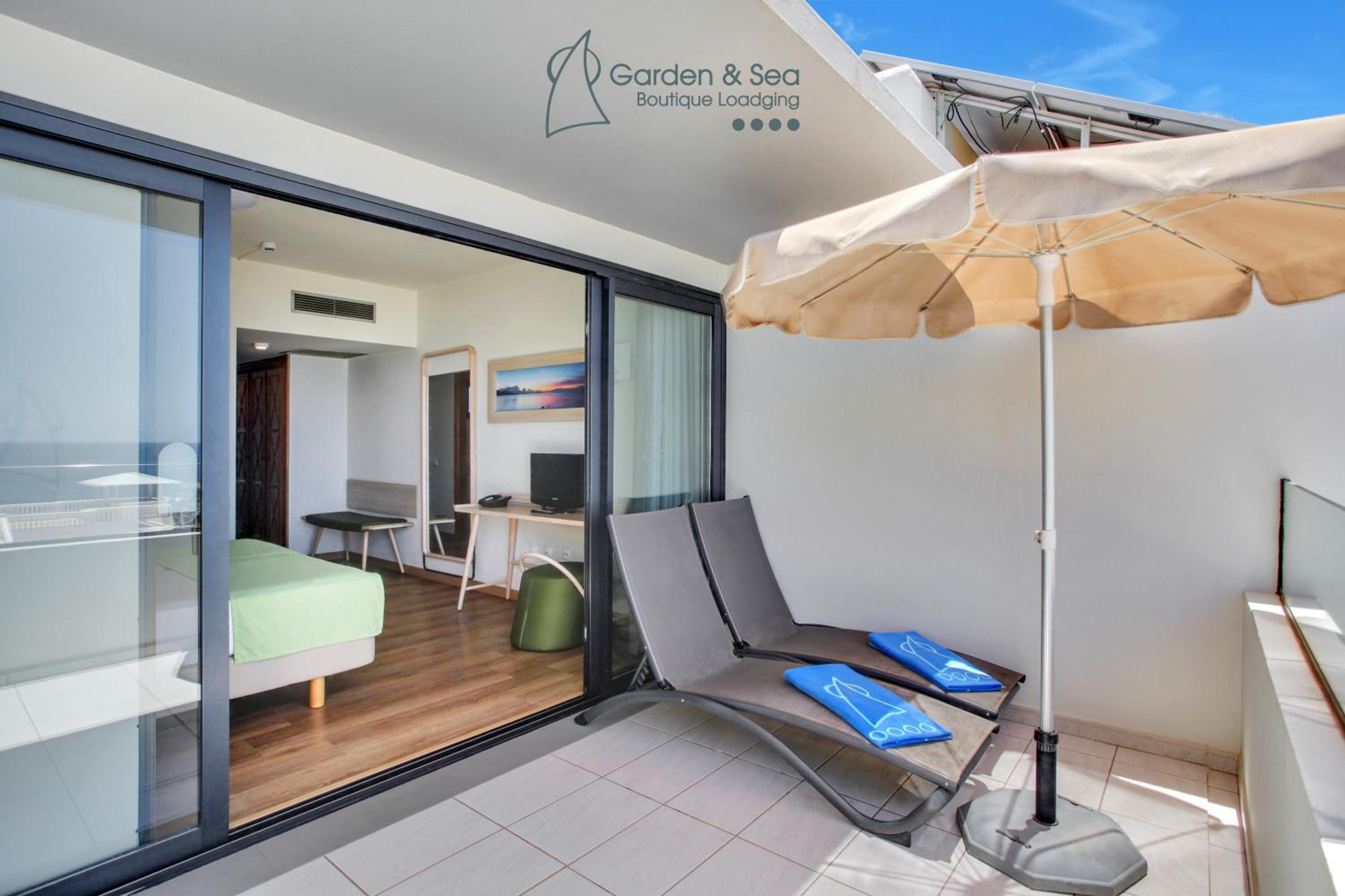 Duplex Premium Sea View (3 adults + 1 child) photo 3
