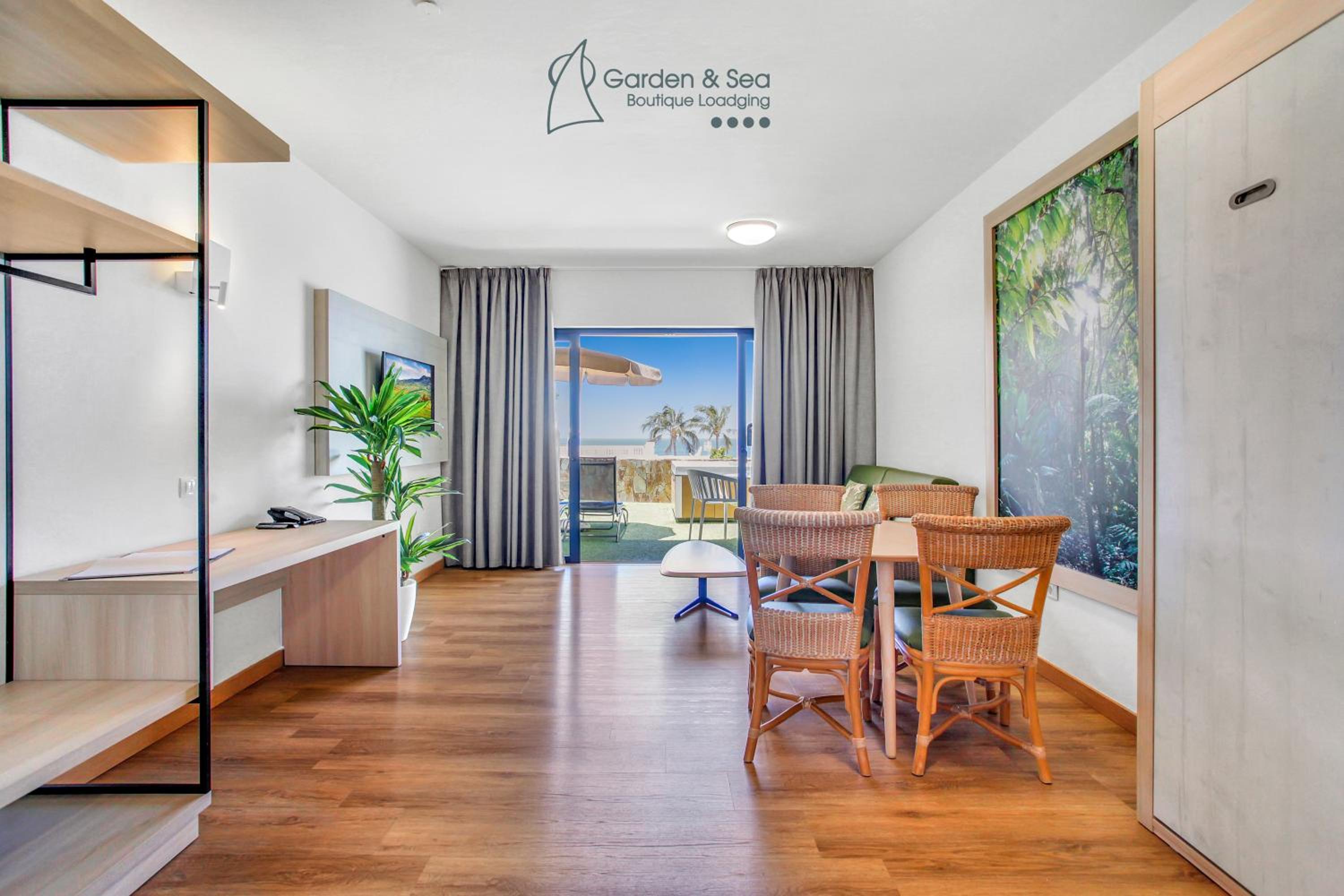 Dúplex Premium con vista al mar (4 adultos + 2 niños)