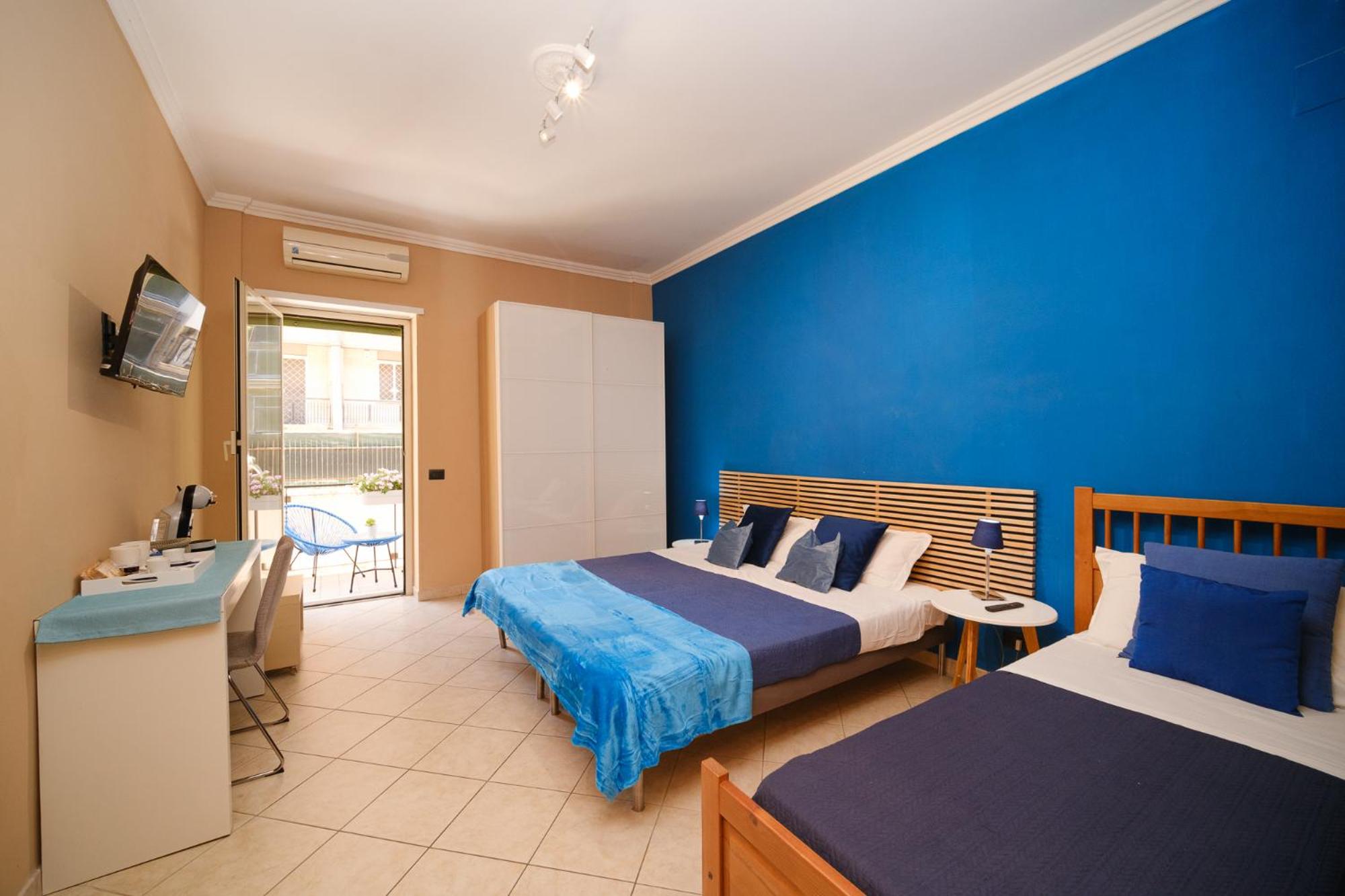 Triple Room with Private External Bathroom