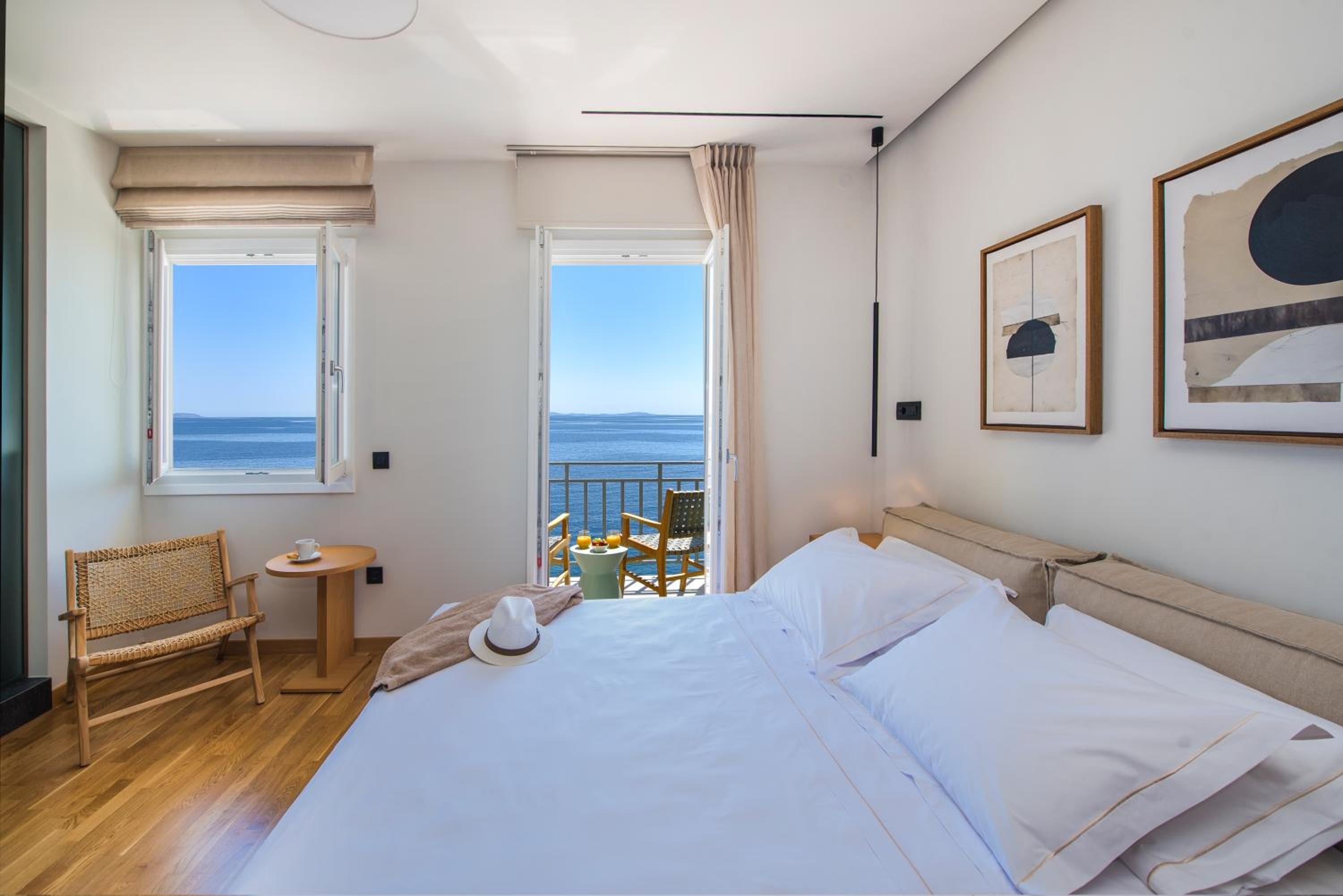 Queen Suite with Sea View photo 3