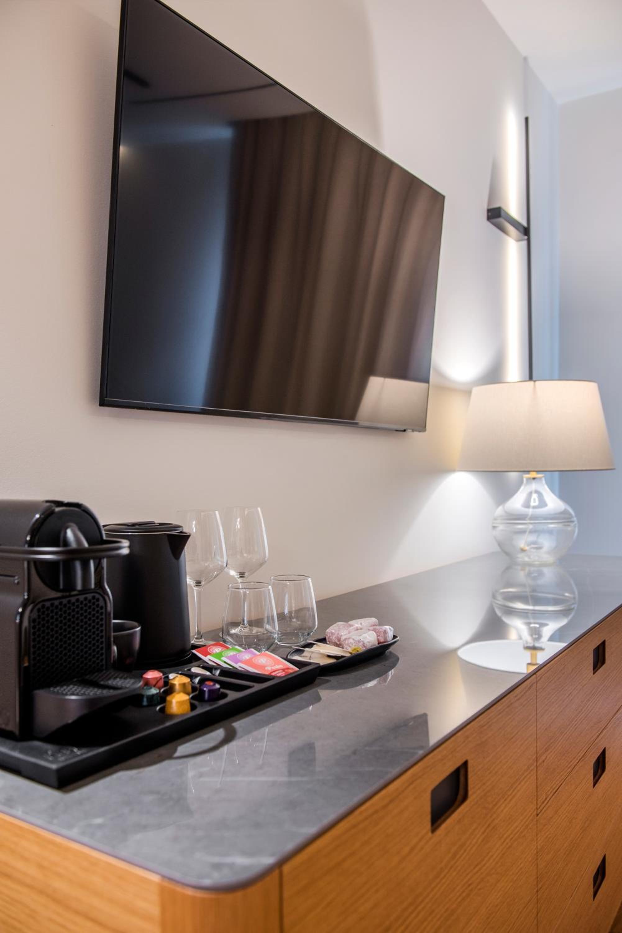 Superior Suite with Sea View photo 2