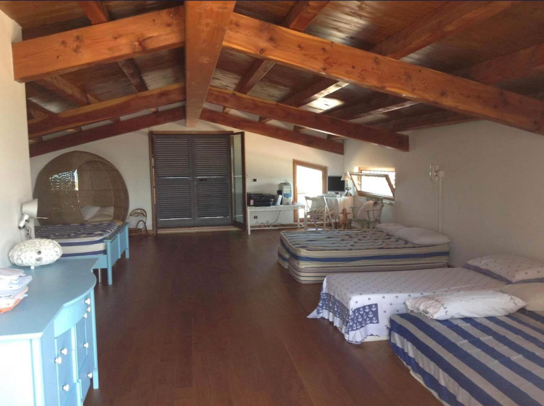 Villa photo 1