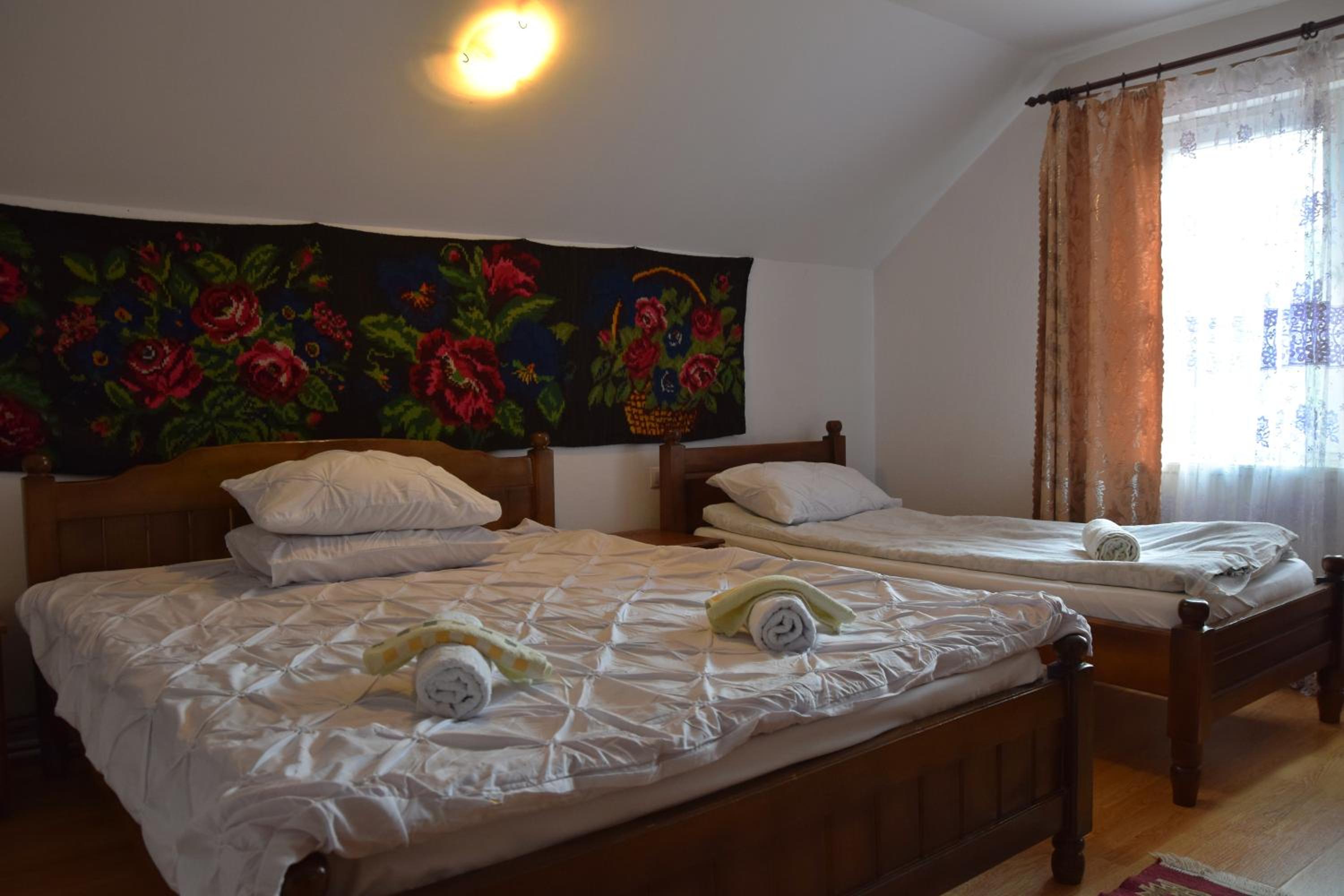 Triple Room with Private Bathroom photo 3