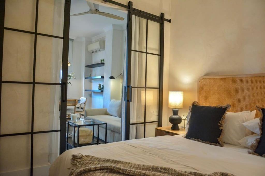 Apartamento de Lujo de una Habitación con Vista a la Ciudad
