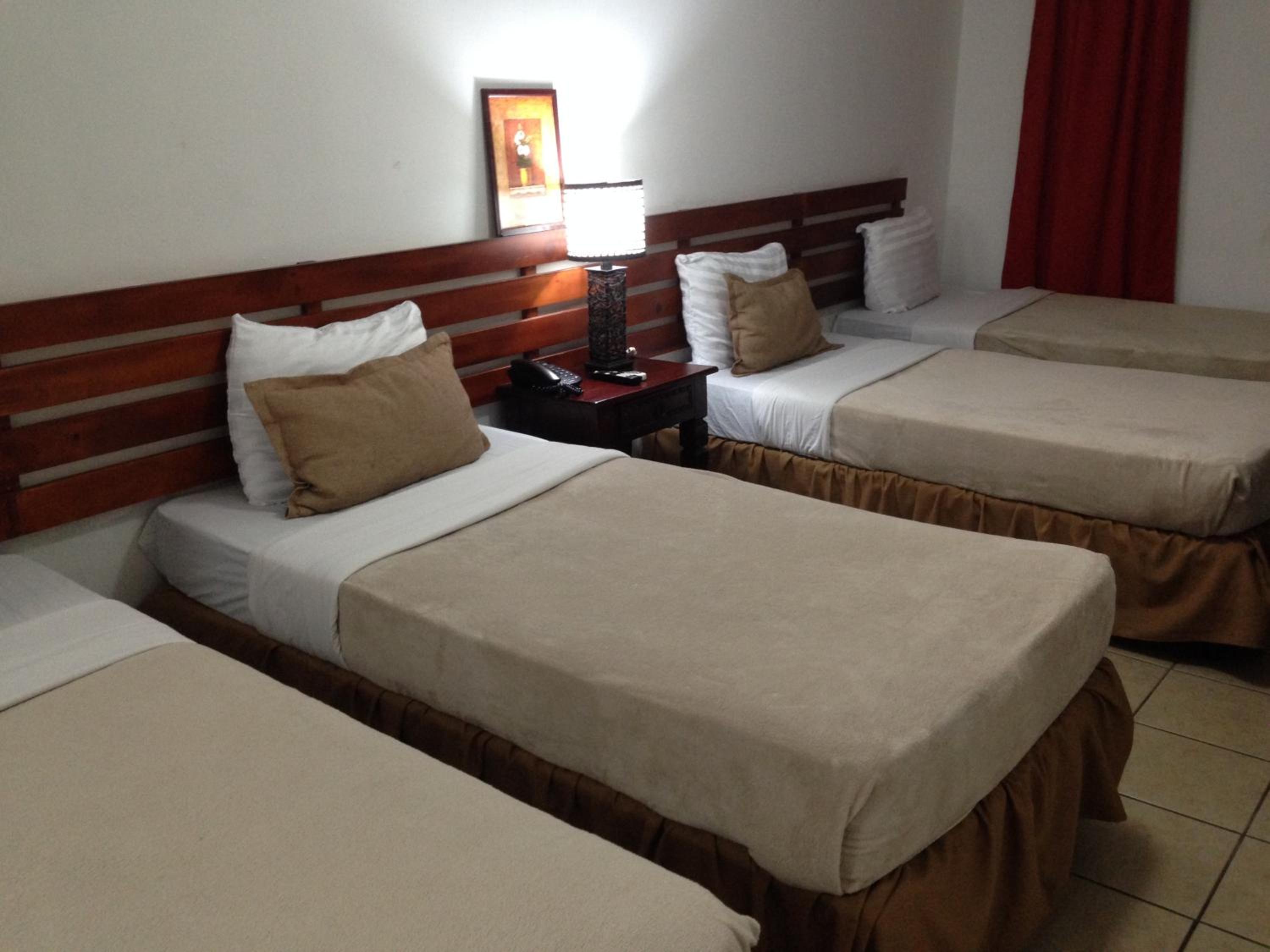 Family Room with King Bed and Two Bunk Bed photo 2