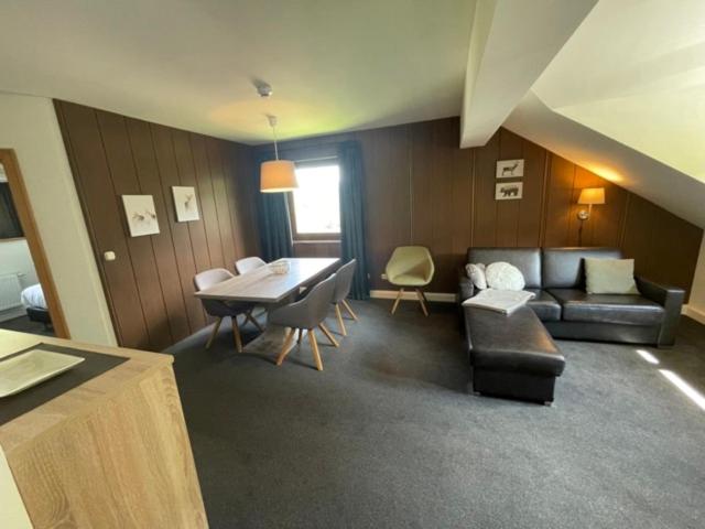 Two-Bedroom Apartment with View photo 1