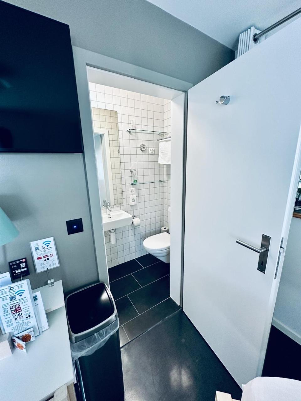 Double or Twin Room bnb2 photo 2