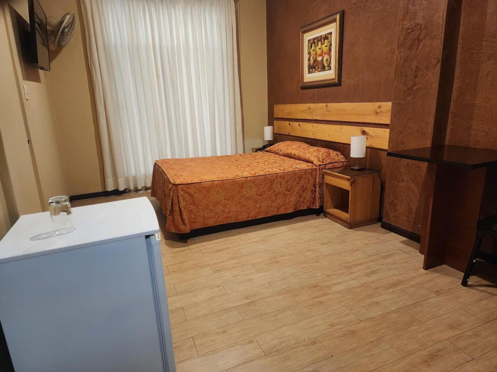 Single Room photo 2