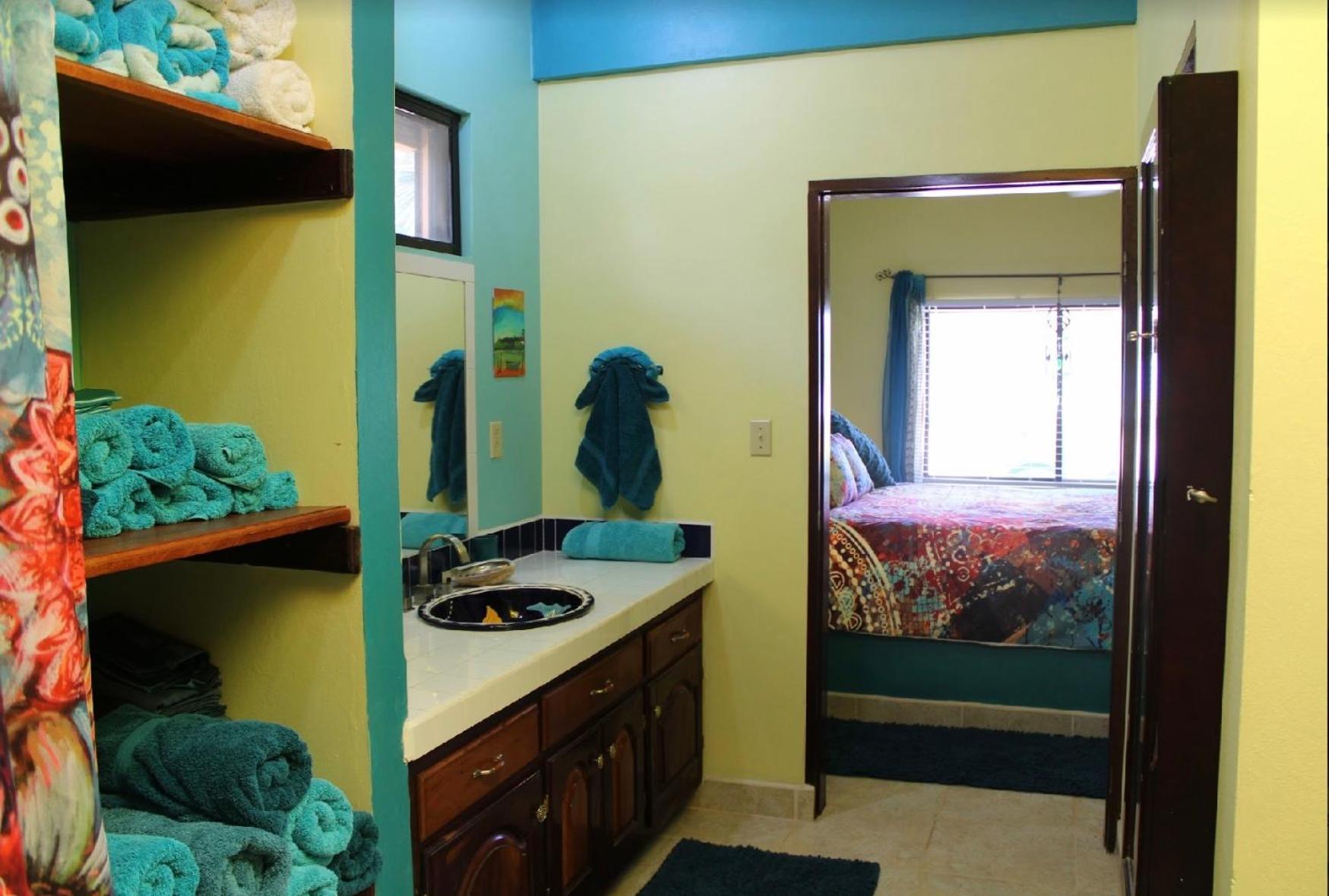 Two-Bedroom House photo 3