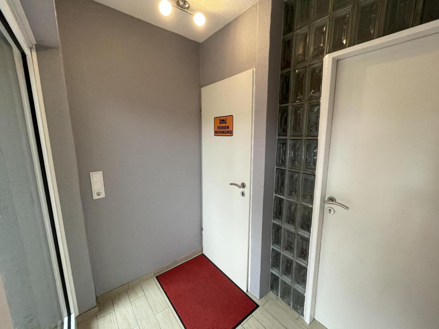 Apartment with Balcony photo 2