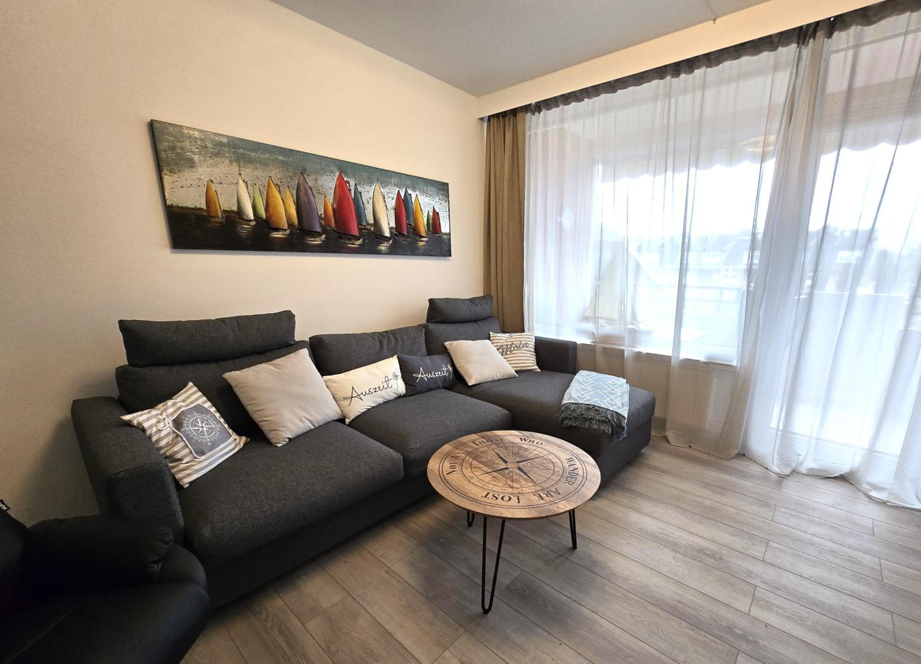 Apartment with Balcony photo 1