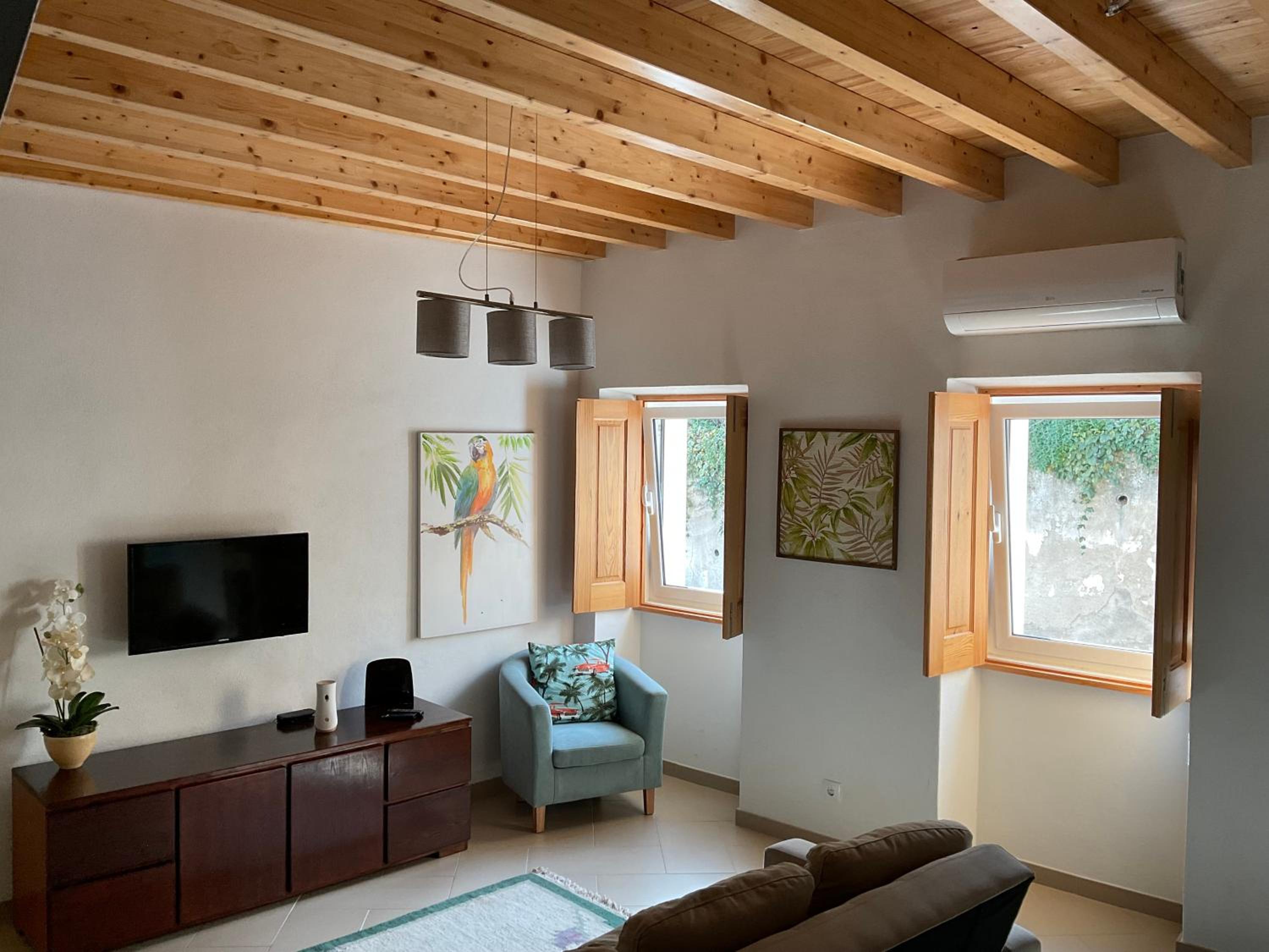 One-Bedroom House photo 1