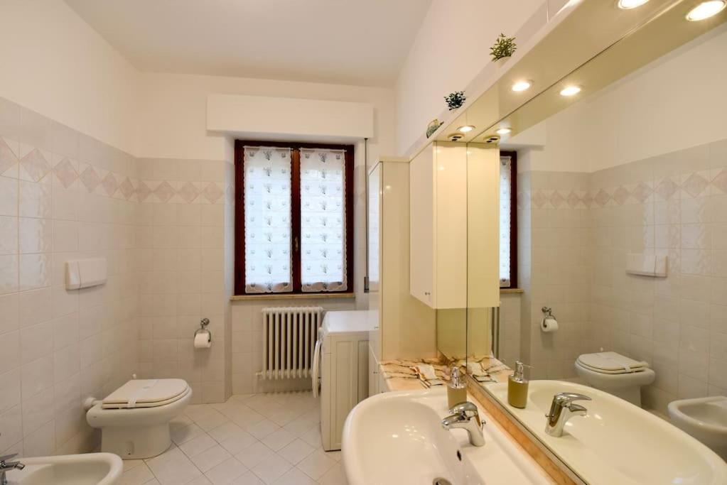 Two-Bedroom Apartment photo 2