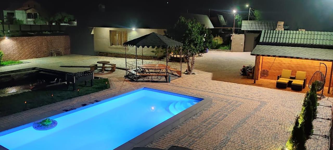 Villa photo 2
